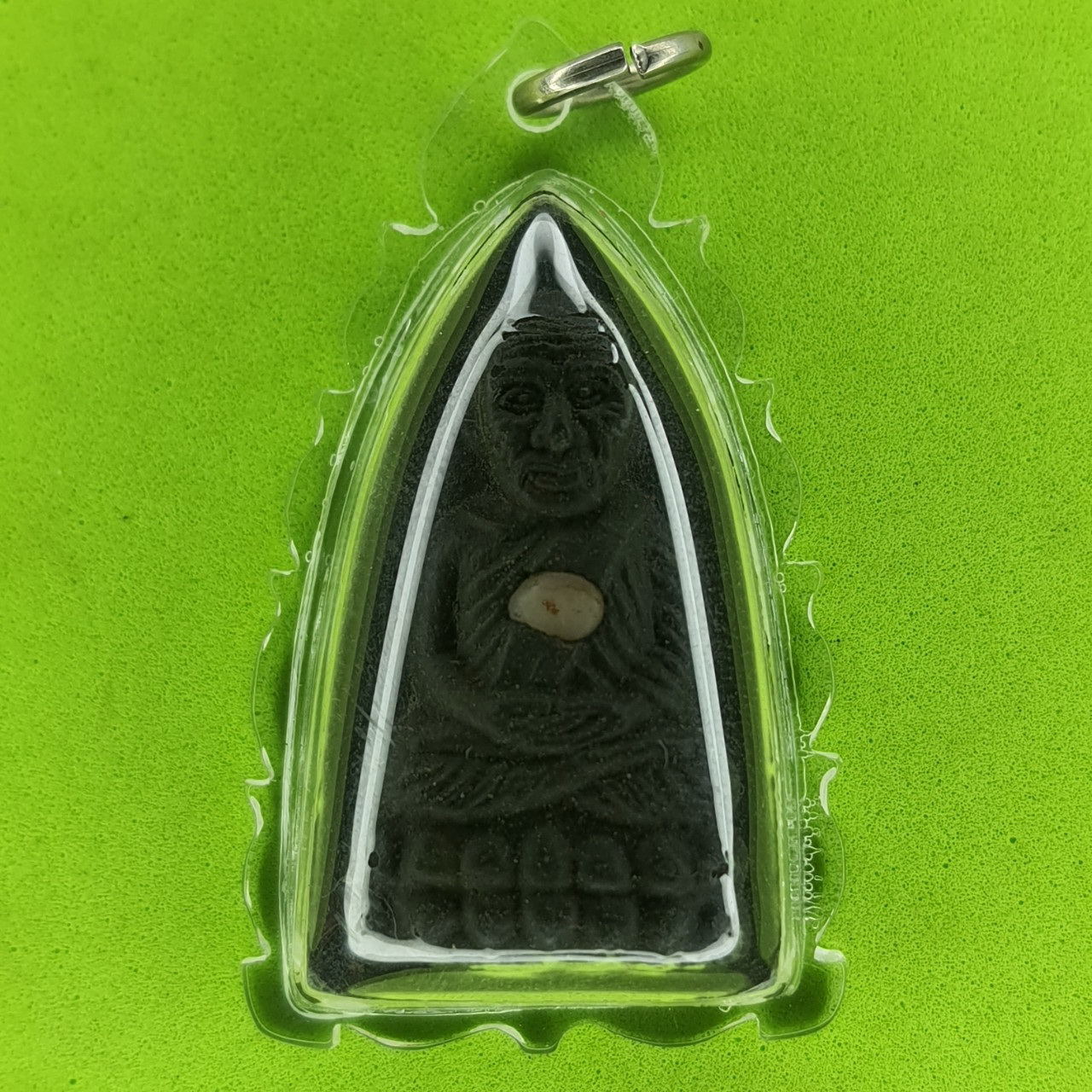 พระเครื่อง หลวงปู่ทวด หลังเตารีด สีดำ เลี่ยมกรอบ รุ่น นิรันตราย หลวงปู่ทวดแท้ จี้หลวงปู่ทวด หลวงปู่ทวดแขวนคอ หลวงปู่ทวดห้อยคอ หลวงปู่ทวดเนื้อว่าน เนื้อมวลสาร พระแท้ พระเครื่องหลวงปู่ทวด