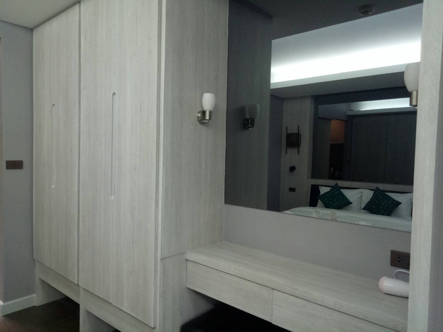 For Rent : Kathu The Green Golf Residence Condominium Studioroom 48 Sq.m 2nd Floor, Green view