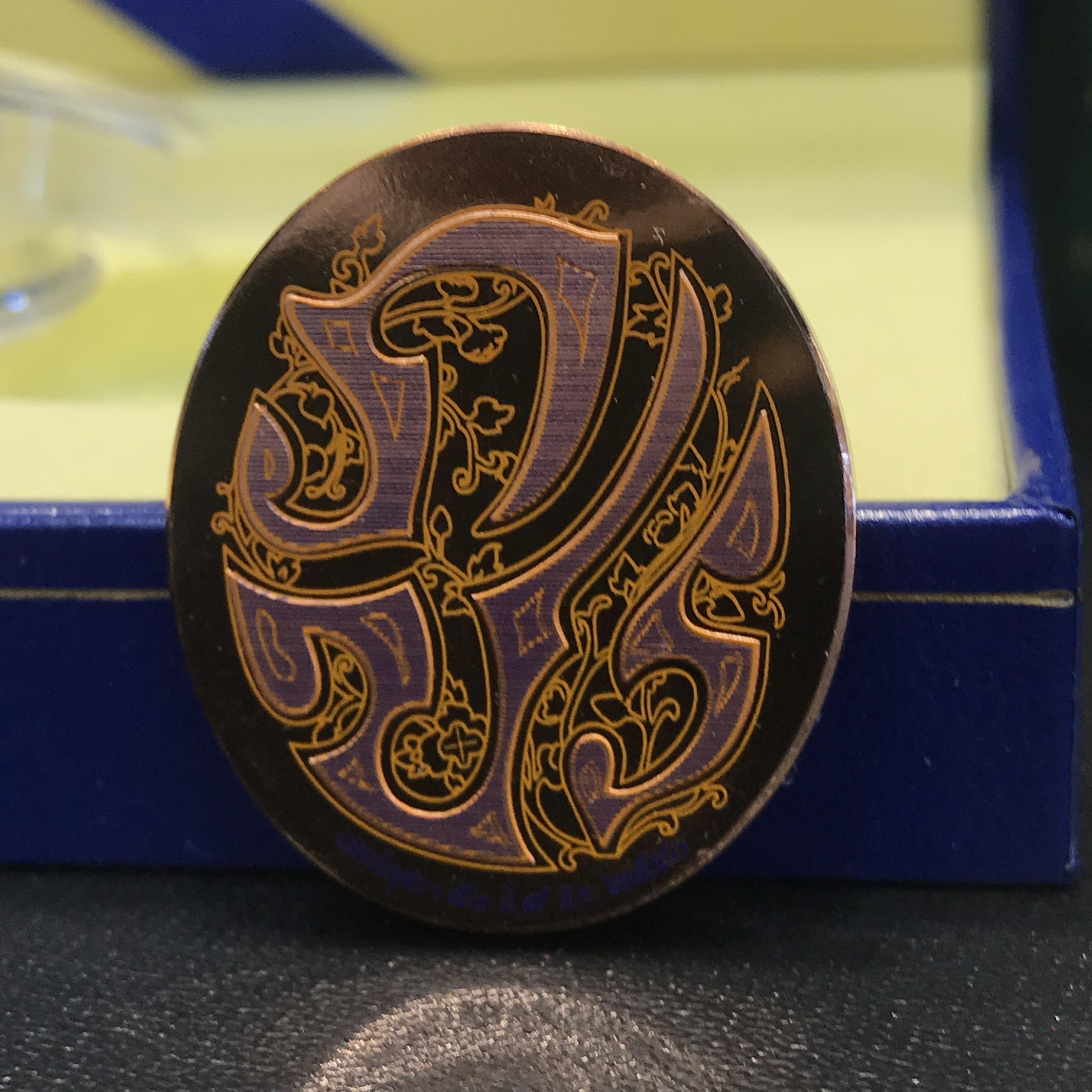 เหรียญแห่งศรัทธา ร.9 ที่ระลึก50 ปีแพทย์ศาสตร์ จุฬาฯ ปี2540 เนื้อทองแดงกล่องบรรจุการ์ดรับรองเดิมครบ