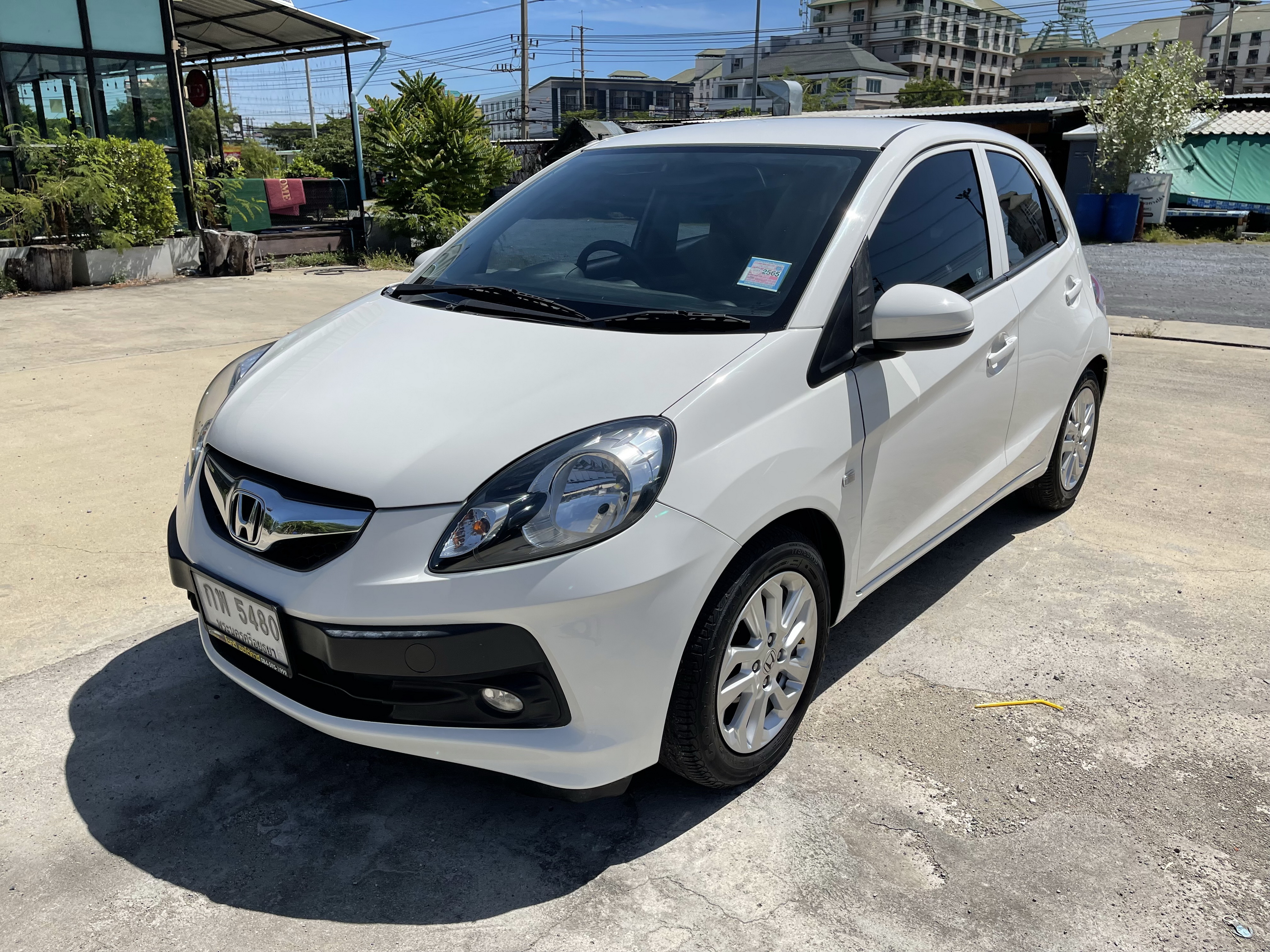 Honda Brio 1.2 V At 2015 ขาว