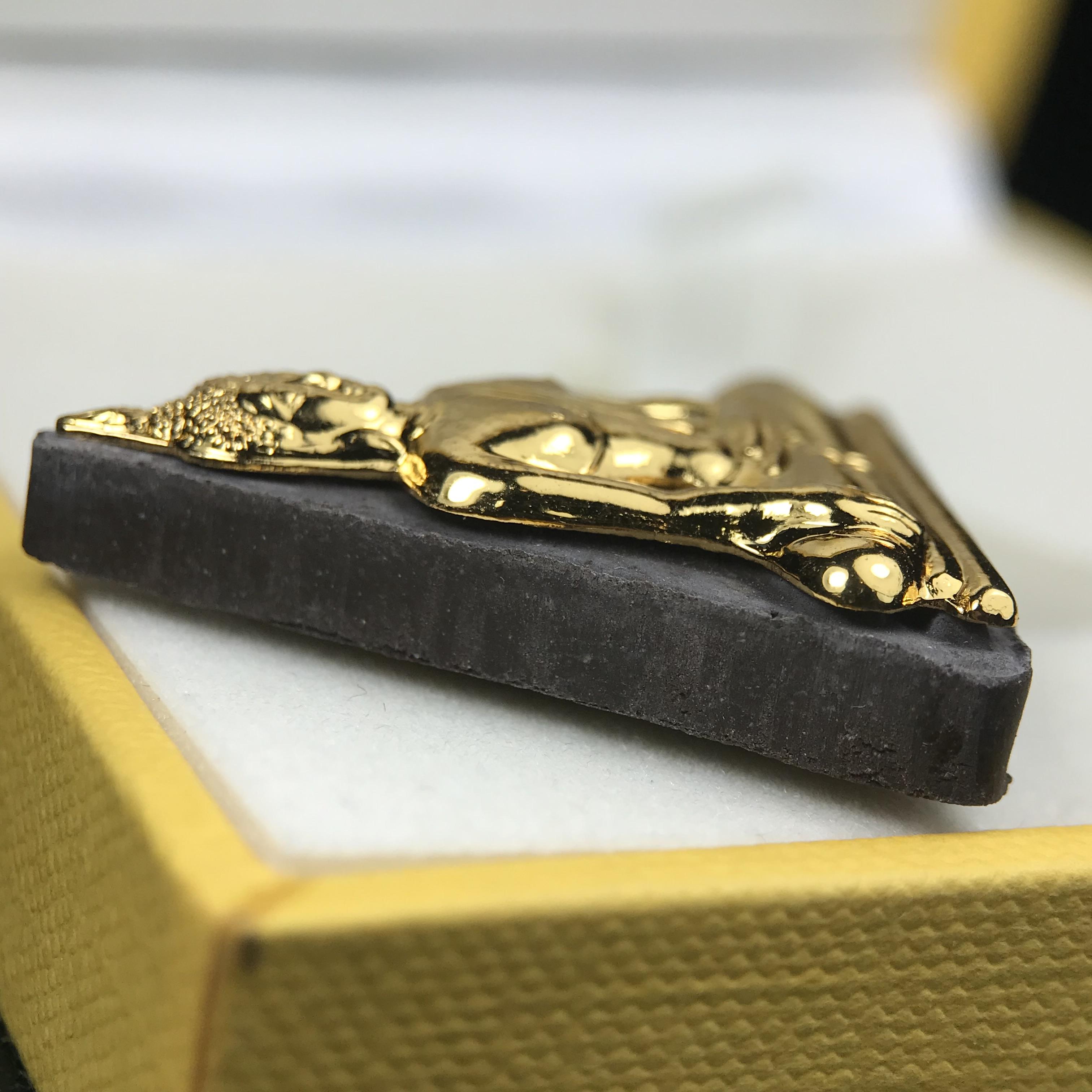 พระพุทธมหาสุวรรณปฏิมากร (หลวงพ่อทองคำ) หลังตรามหามงคลเฉลิมพระชนมพรรษา 80 พรรษา รัชกาลที่9 วัดไตรมิตรวิทยาราม กรุงเทพฯ ปี 2550 พระพิมพ์หน้าทองคำ(หายาก 1 ใน 999 องค์)