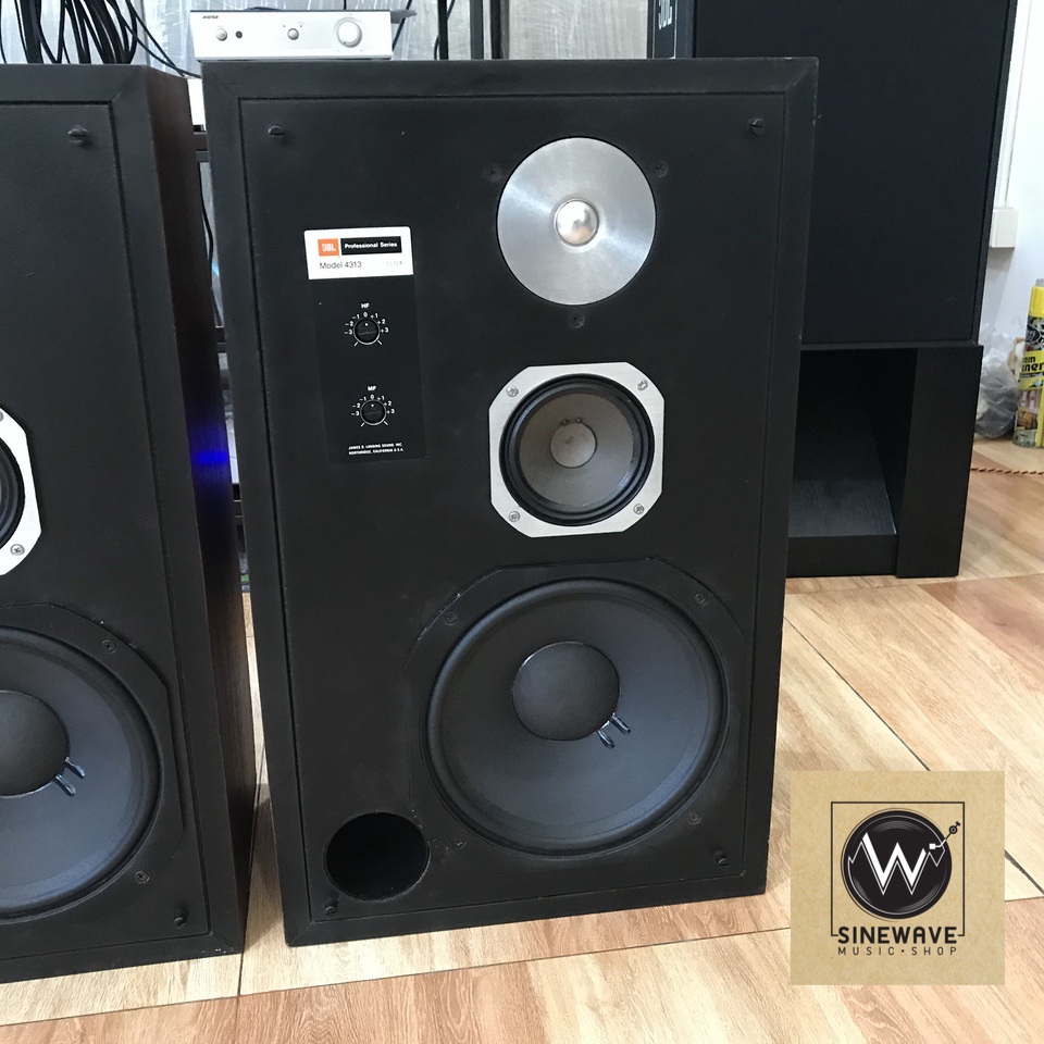 ลำโพง ยี่ห้อ JBL รุ่น 4313 (Made in USA)
