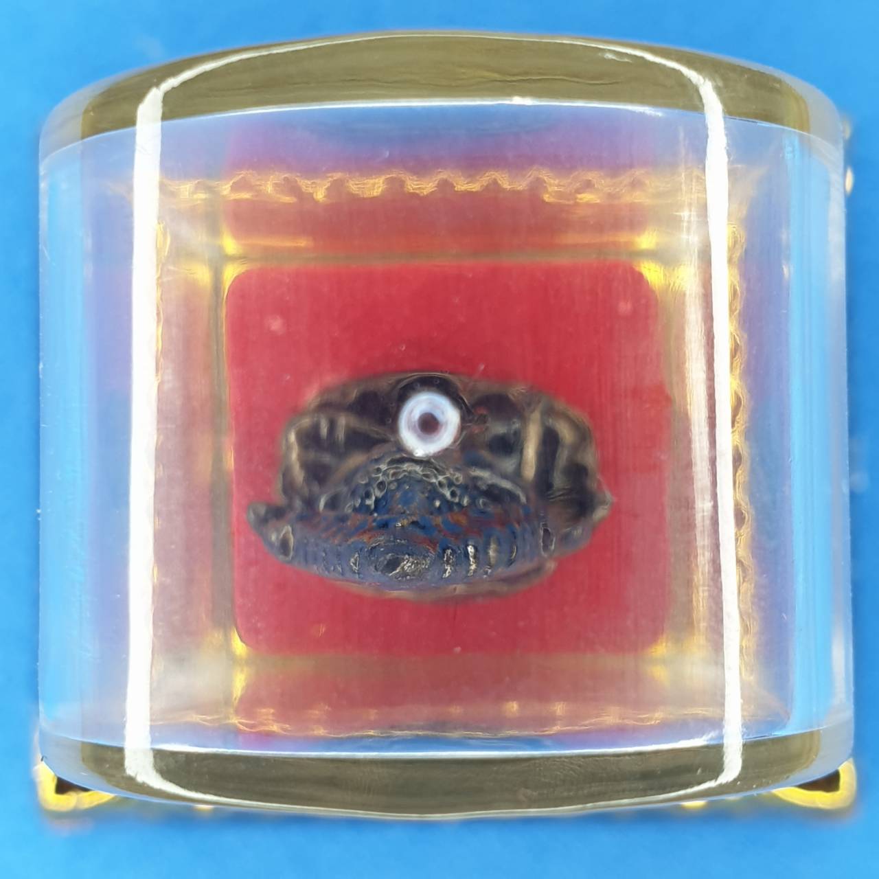 พระเครื่อง พระพุทธชินราช เนื้อหล่อแร่น้ำพี้มวลสารศักดิ์สิทธิ์ใส่กรอบ พระตั้งหน้ารถ พระพุทธชินราชตั้งหน้ารถ หน้าตั้งโต๊ะทำงาน พระแขวนหน้ารถ