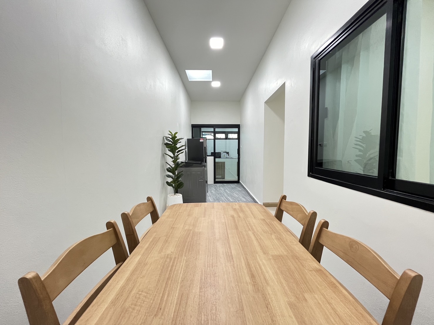 For Rent : Chalong, One-story townhome, 3 bedrooms 2 bathrooms