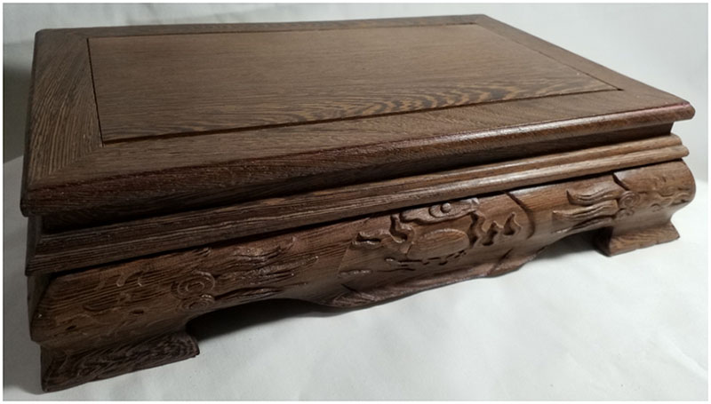 กี๋หรือฐานไม้สไตล์จีน ขาสิงห์ ท๊อปประมาณ18cmx28.5cm ตัวละ