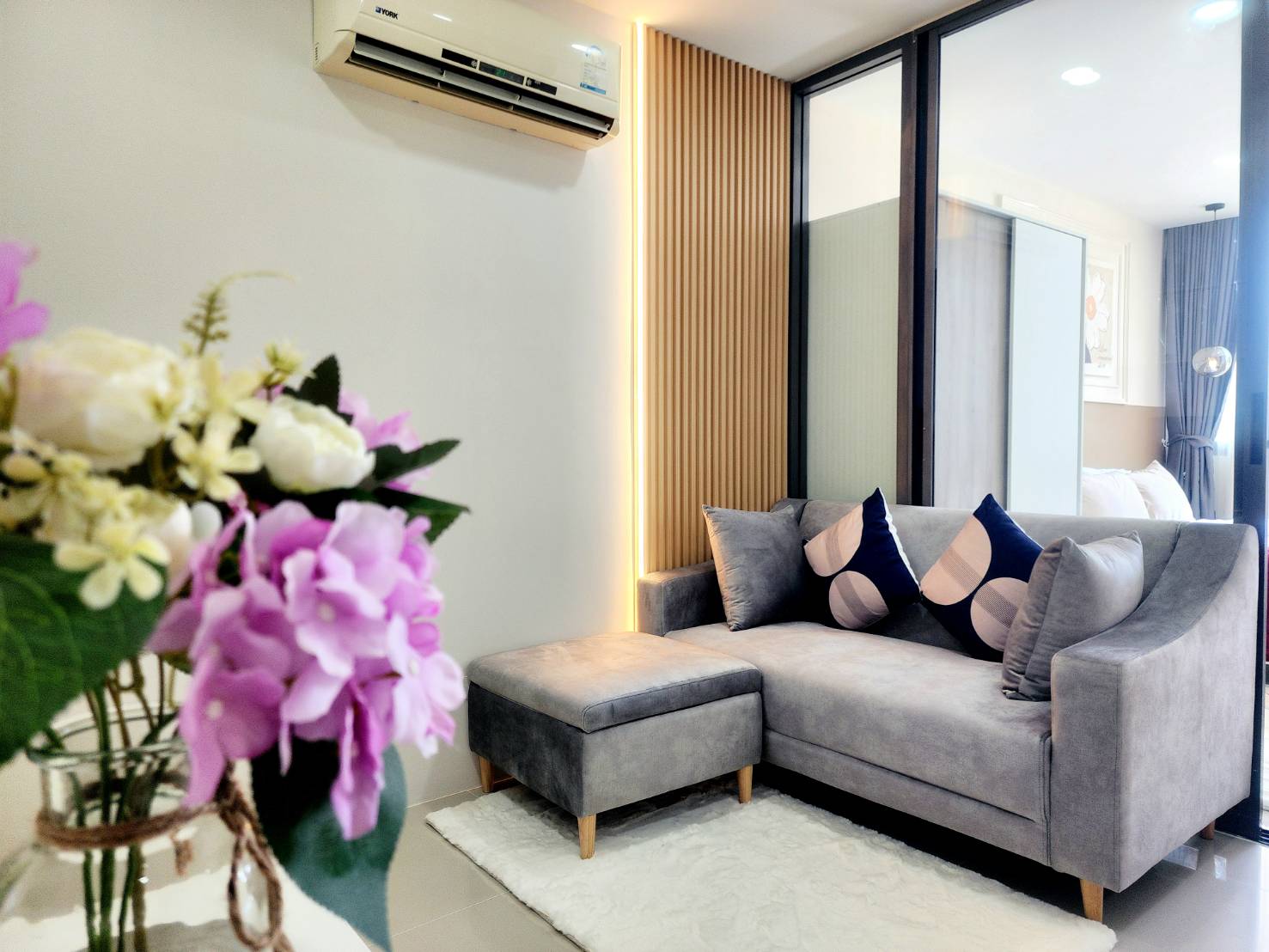 For Sales : Kuku, Newly renovated condo, 1 Bedroom 1 Bathroom, 3rd flr.