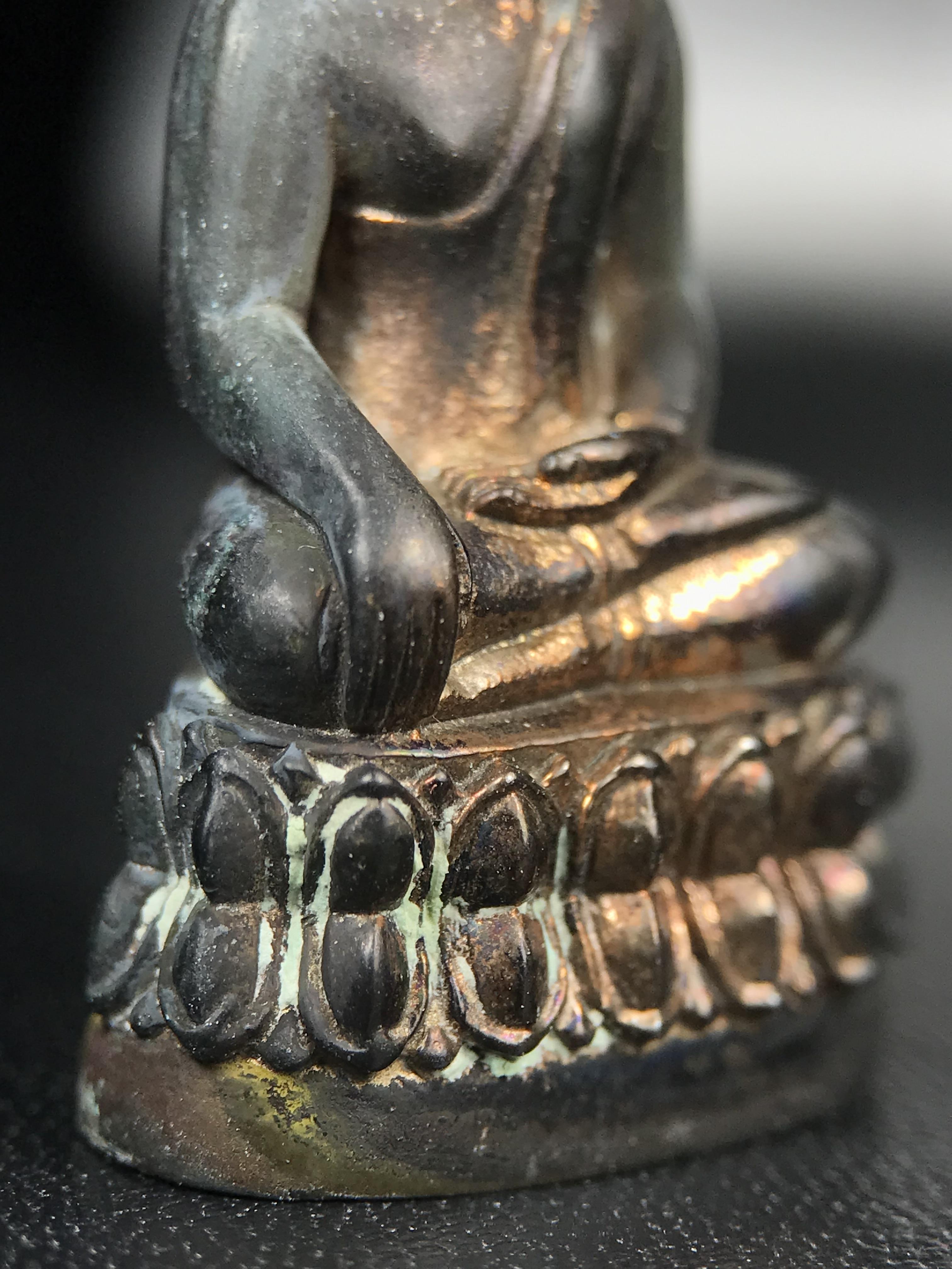 พระกริ่งชินรังษี วัดบวรนิเวศวิหาร ปี 2550 เนื้อนวโลหะ สมเด็จพระญาณสังวร สมเด็จพระสังฆราช ทรงเททองด้วยพระองค์เอง(พุทธศิลป์สุดงดงาม) (องค์หมายเลข ๖๐๓ เลขสวยผลรวมได้เก้าเจริญก้าวหน้าในทุกๆด้าน) 1 ใน 1000 องค์ หายาก