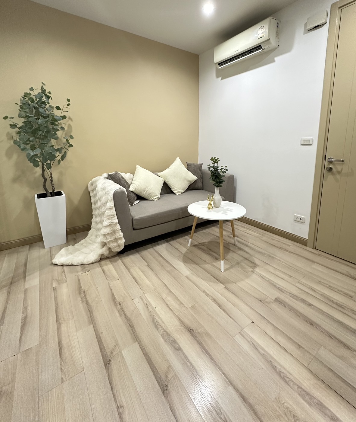 For Rent : Samkong, Condo near Lotus Samkong, 1 bedroom, 1st flr.