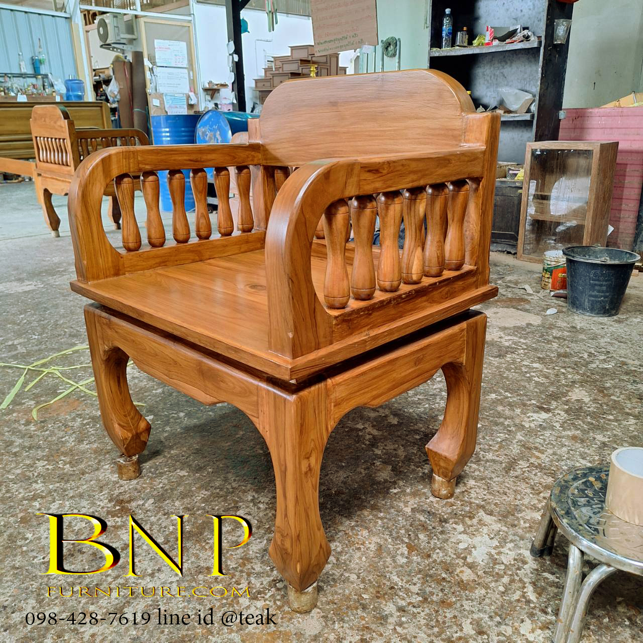 เก้าอี้ไม้สัก รุ่น โบลิ่ง