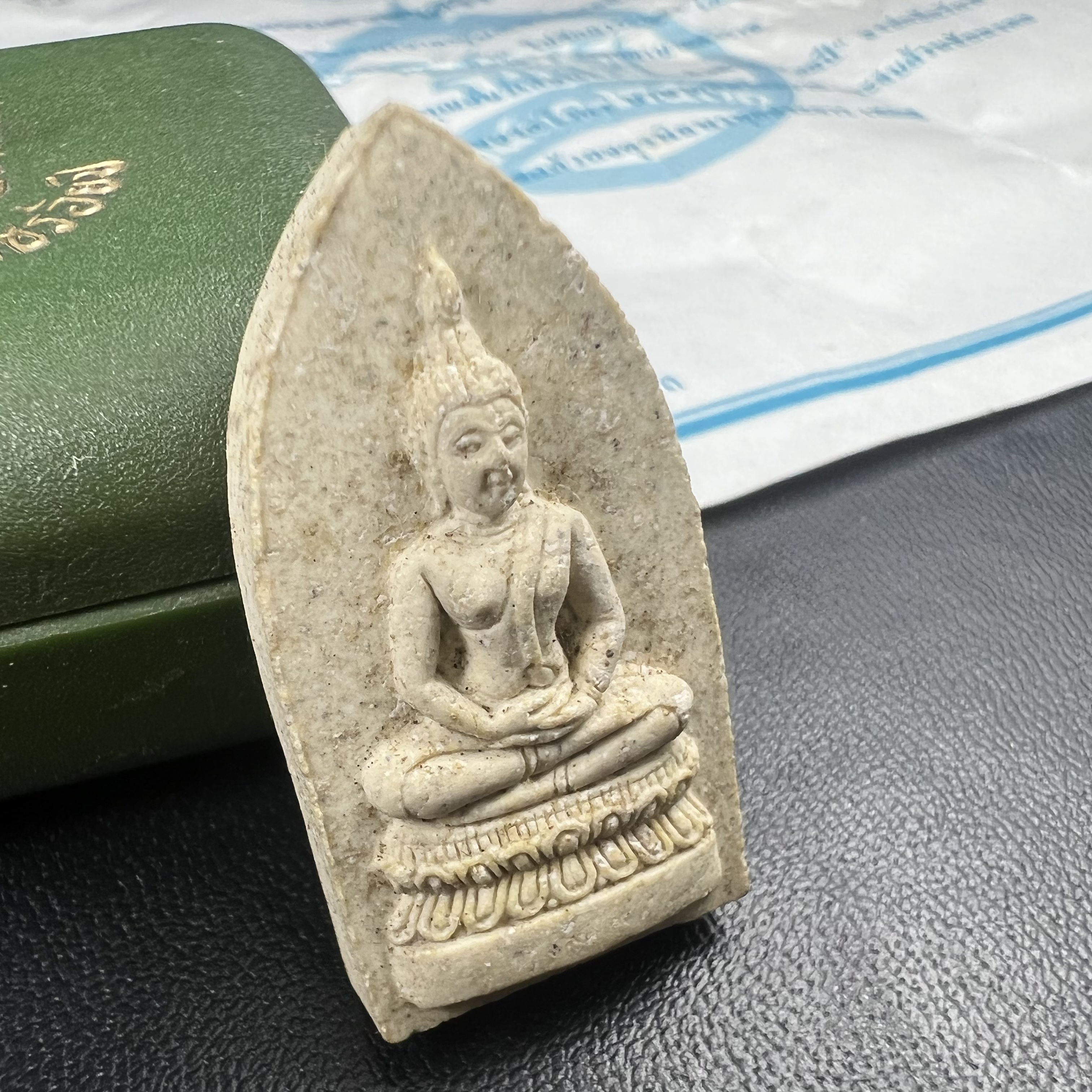 สมเด็จศิริราชร้อยปี หลัง ภปร. ปี 2531 ที่ระลึกครบ 100ปี โรงพยาบาลศิริราช ในหลวงรัชกาลที่9พระราชทานผงจิตรลดา(พระดี พิธีใหญ่ ปีลึก เจตนาบริสุทธิ์ สุดยอดมวลสาร)กล่องครบพร้อมใบอนุโมทนาบุญเดิม หายาก