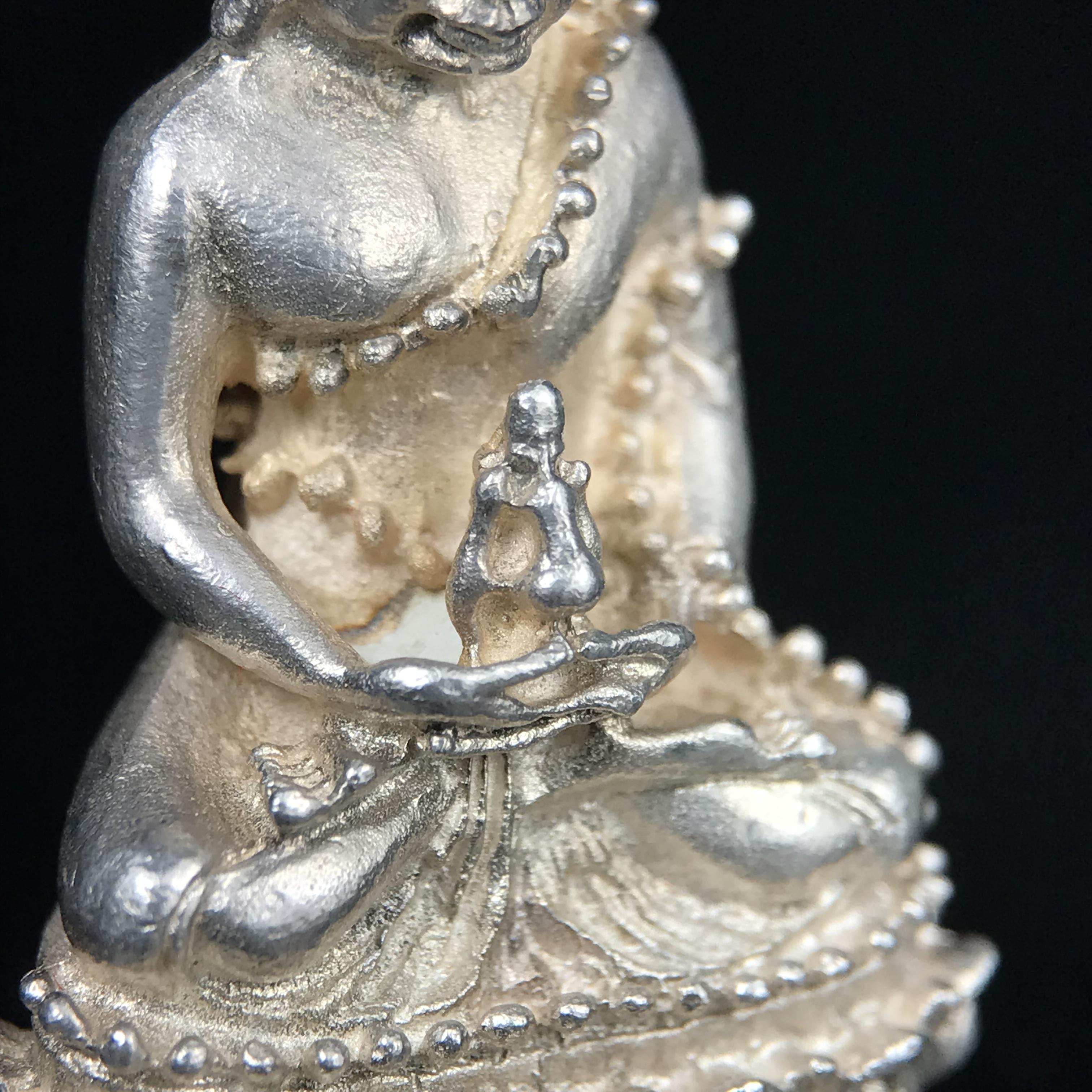 พระกริ่งญาณสังวร(พระกริ่ง ญส.)ปี 2519 เนื้อเงิน(สภาพสวยผิวเดิมขึ้นน้ำทองสวยมาก) สมเด็จพระญาณสังวรและหลวงพ่อคูณ ปริสุทโธ จับสายสูตรร่วมกันในพิธีเททอง ณ อุโบสถวัดบวรนิเวศวิหาร(พิธีใหญ่ เจตนาดี หลวงปู่โต๊ะร่วมปลุกเสก)(แบบนี้ไม่ควรพลาด)หายาก 1ใน 999 องค์