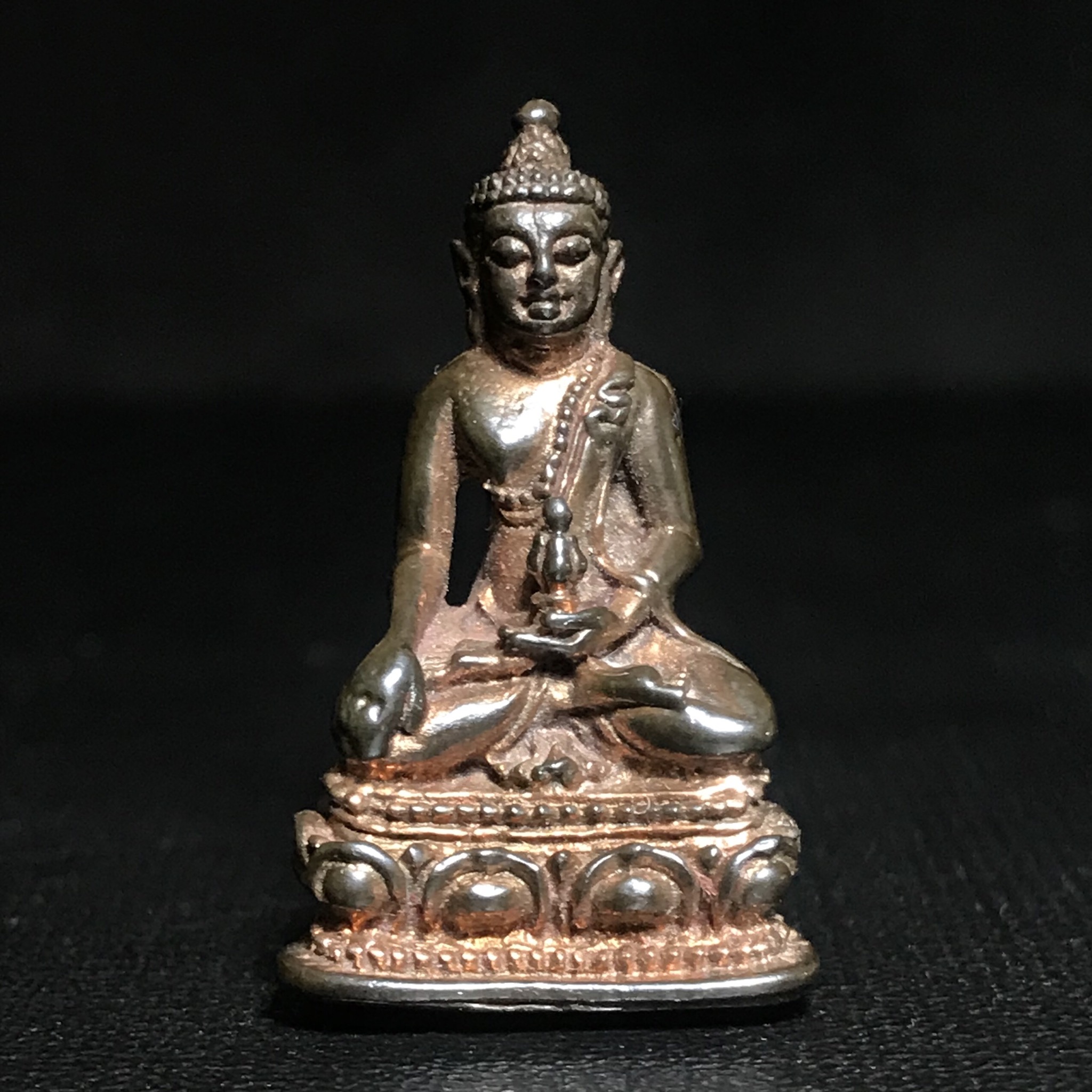 พระกริ่งวัชระ วัดนิคมวชิราราม อ.ชะอำ จ.เพชรบุรี รุ่นแรก ปี2513 เนื้อนวโลหะ อ.ไสว เป็นเจ้าพิธี สุดยอดเกจิร่วมปลุกเสก