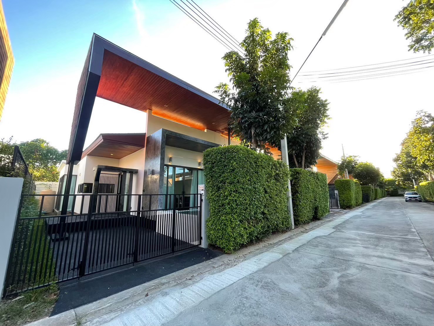 For Sale : Chalong, Luxury Pool Villas, 2 bedrooms 2 bathrooms