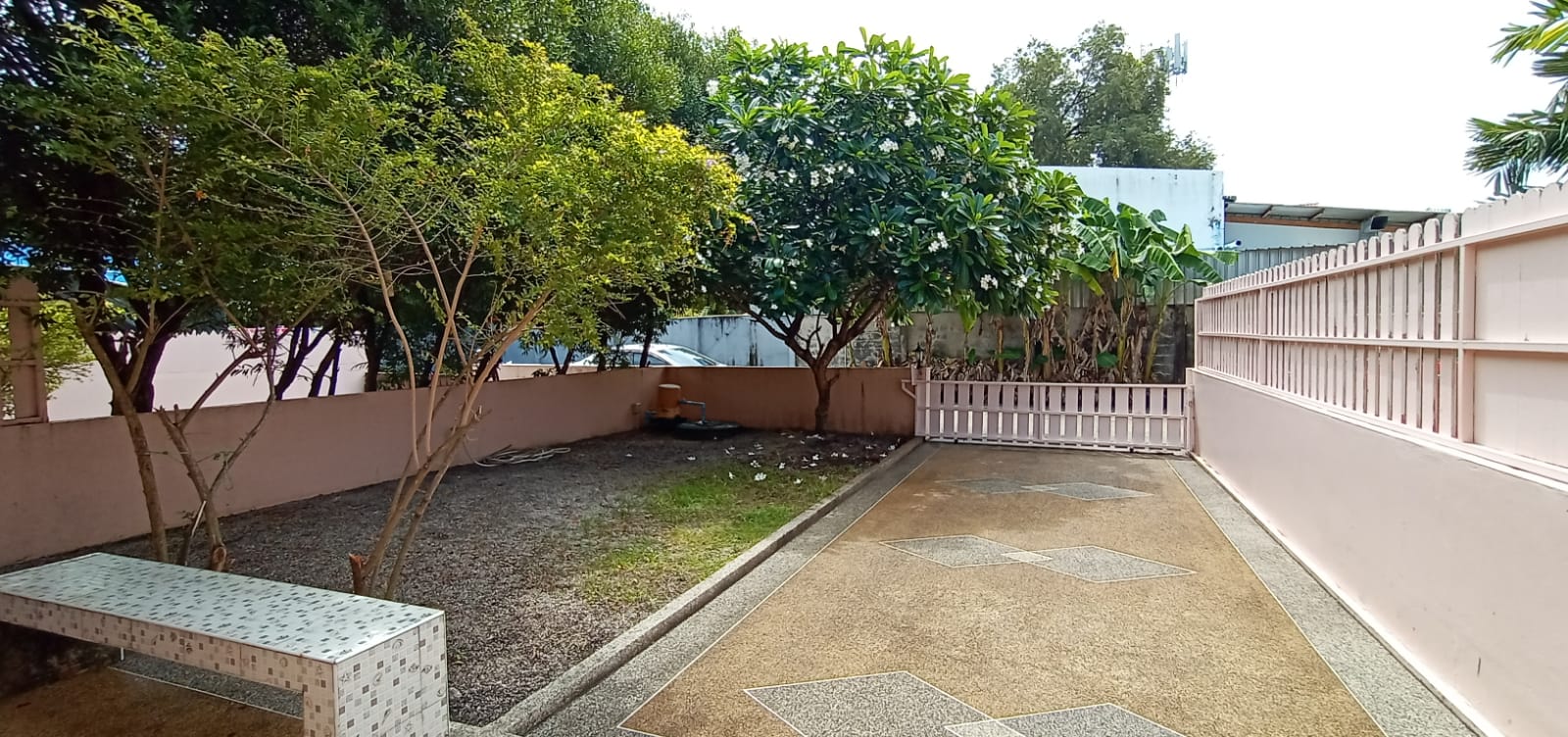 For Rent : House available for rent At Rawai Phuket 2 Bedrooms 2 Bathrooms