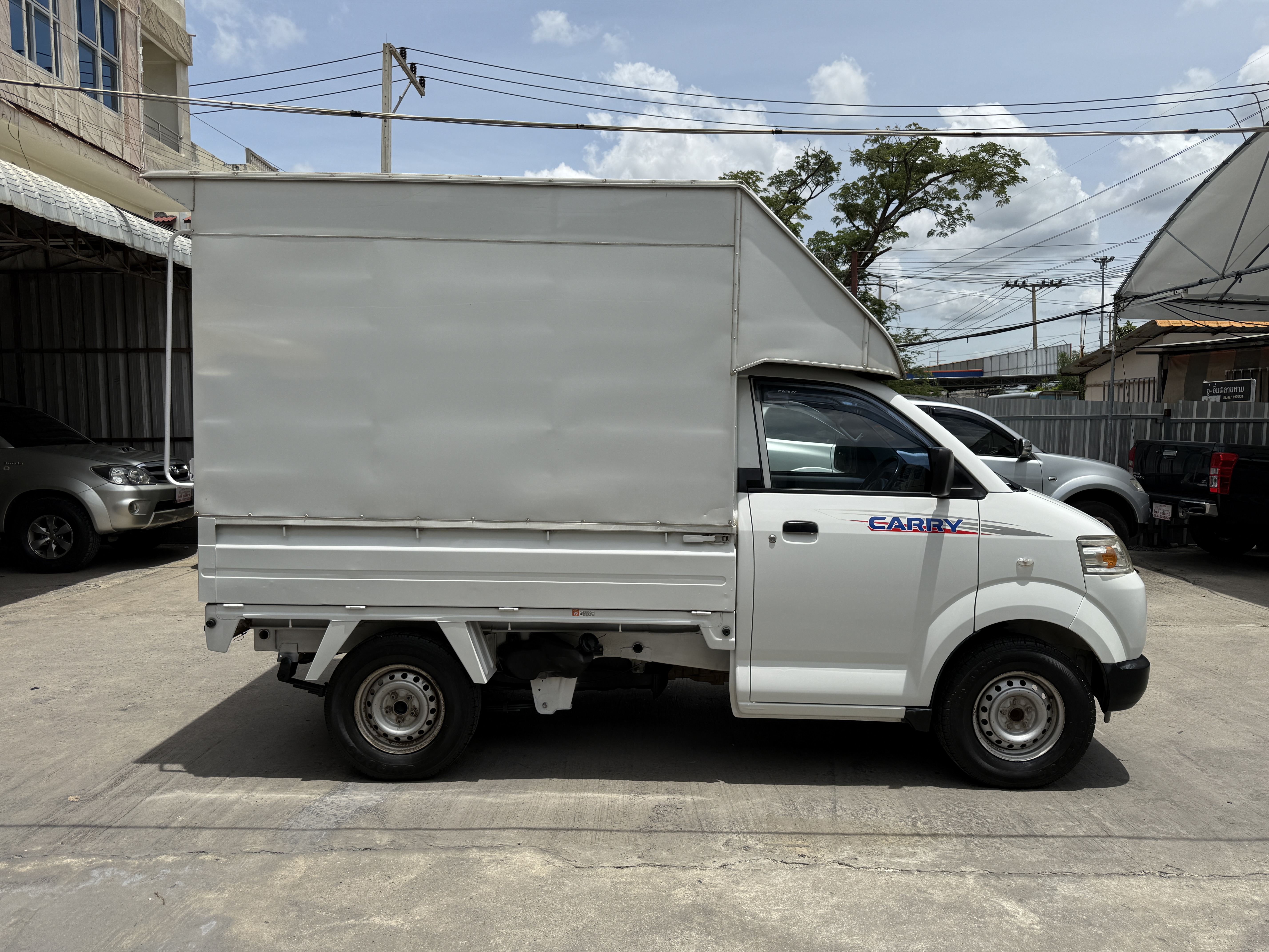 Suzuki Carry 1.6 2015 ขาว
