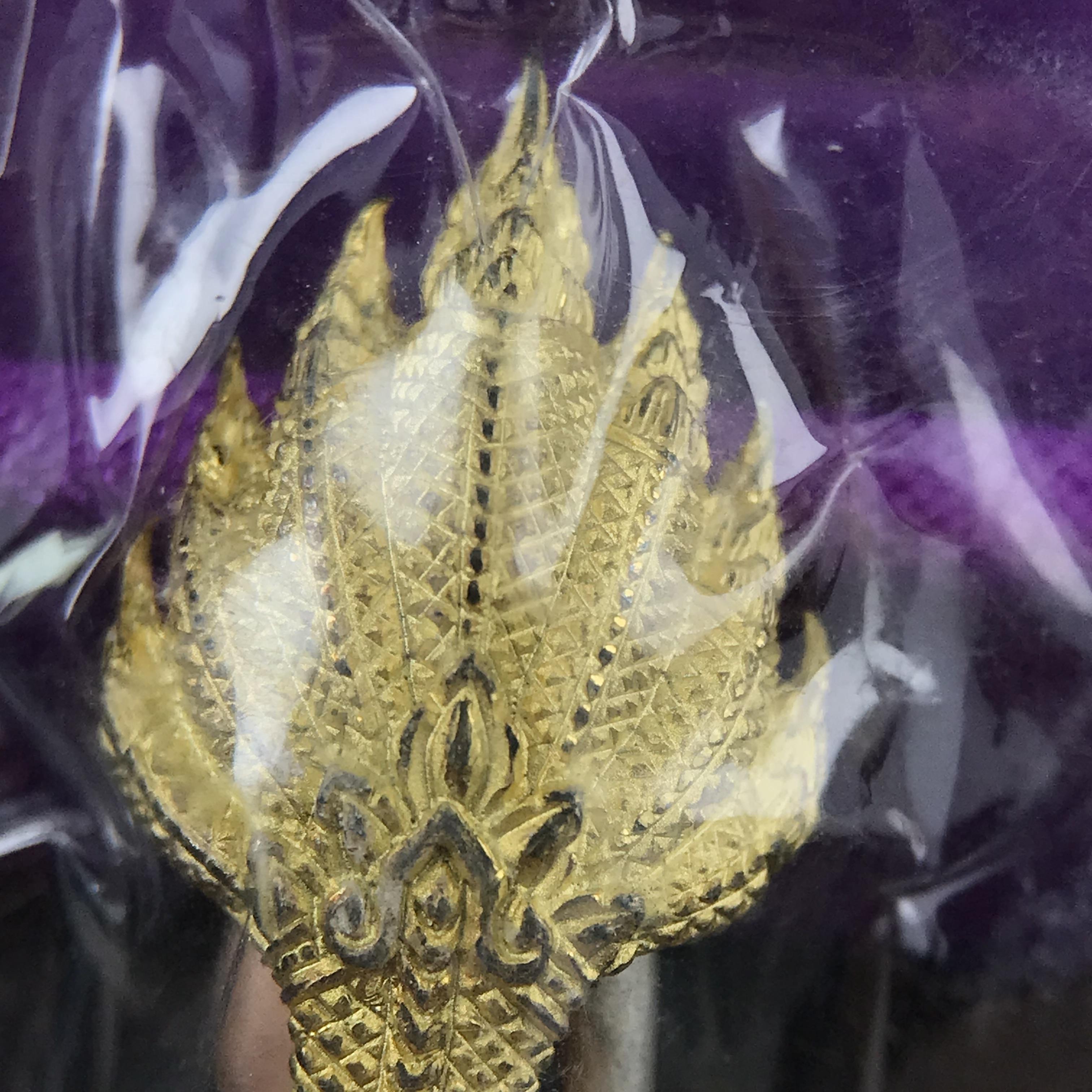 พระนาคปรก สธ. รุ่นสร้างพระอุโบสถเฉลิมพระเกียรติ 4 รอบ 84 พรรษา สมเด็จพระเทพรัตนราชสุดาฯ วัดบวรนิเวศวิหาร ปี 2543 พิมพ์เล็ก เนื้อเงินบริสุทธิ์ ชุบสามกษัตริย์แบบพ่นทรายขัดเงาบางส่วน(สภาพสวย ซีนซองกล่องบรรจุเดิม)พิธีใหญ่ พุทธศิลป์งดงาม หายาก (1 ใน 2999 องค์)