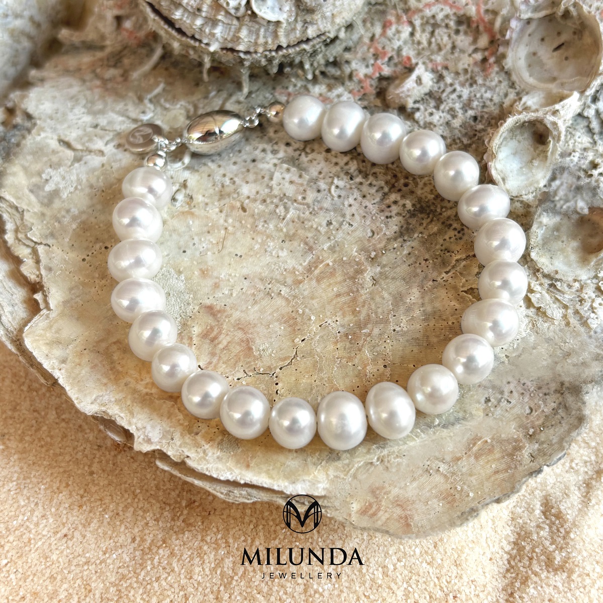 กำไลไข่มุกแท้ แบบตะขอแม่เหล็กทำด้วยเงินแท้ Silver 925