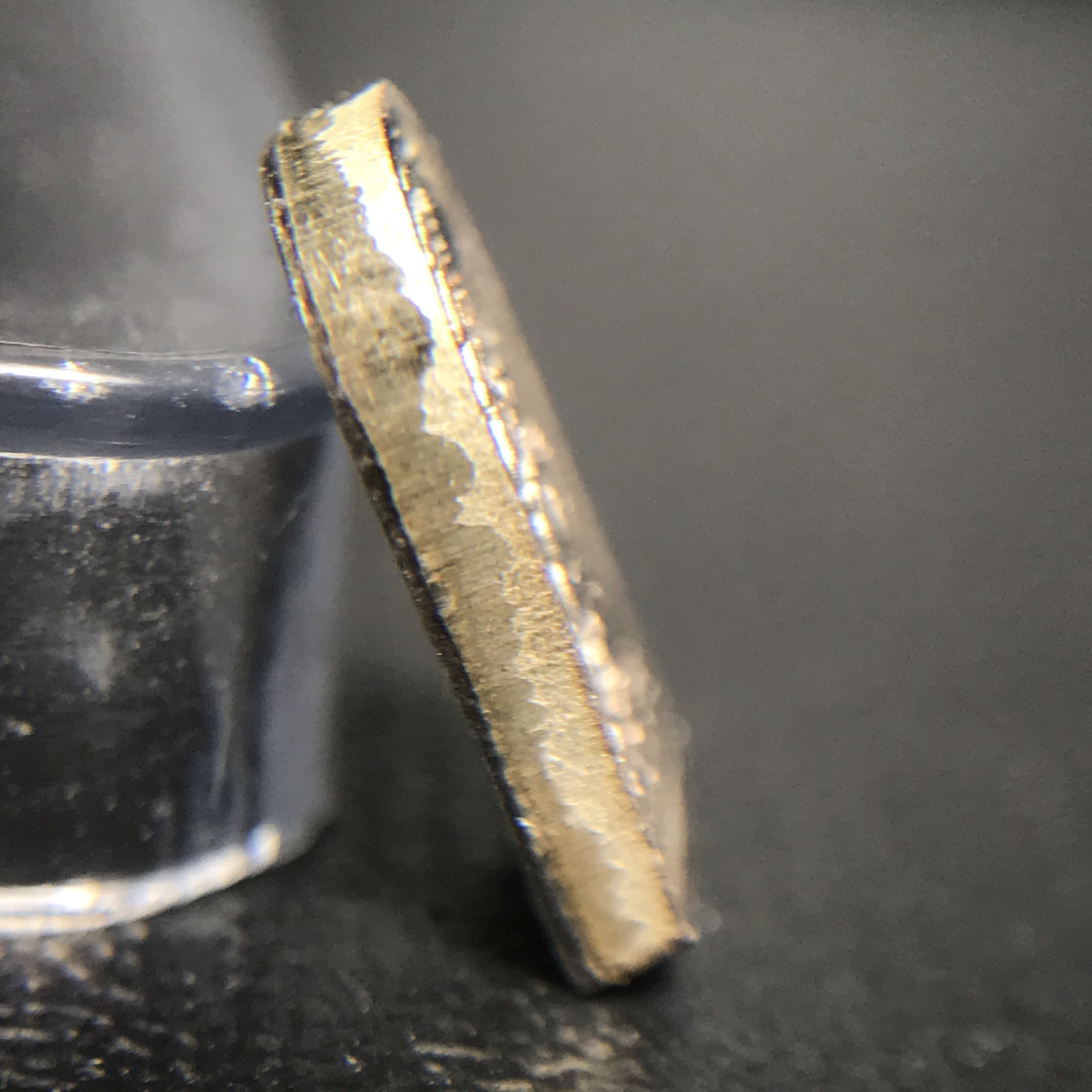 พระปรกใบมะขาม พระพุทธสิหิงค์ ภปร. ธรรมศาสตร์ 50ปี เนื้อเงิน(คัดสภาพสวยหายาก)(ในหลวงรัชกาลที่9 เสด็จเททอง)(พระปรกใบมะขาม ภปร. รุ่นแรก)(คัดสภาพสวยคมชัด ผิวเดิม)หายาก