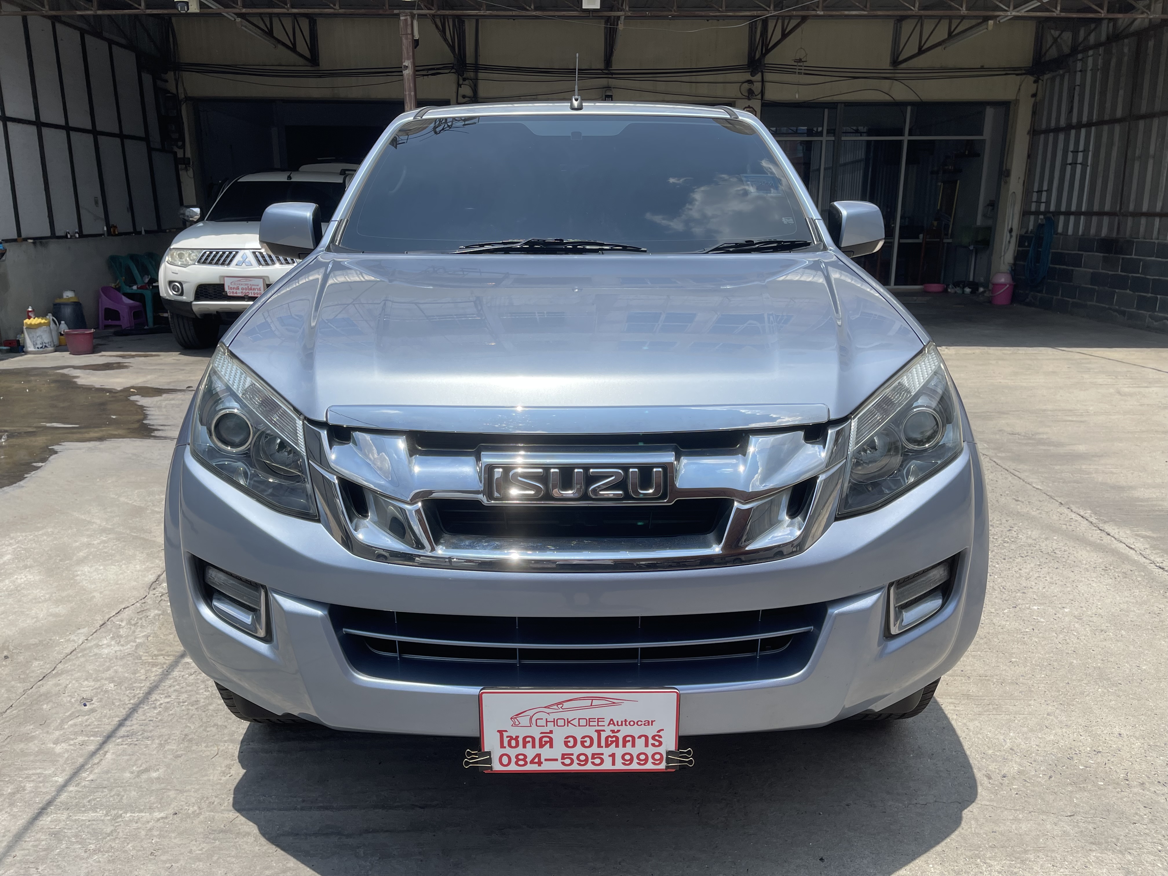 Isuzu Dmax All New 4ประตู Hilander 2.5 Vgs Z Dvd 2015 ฟ้า