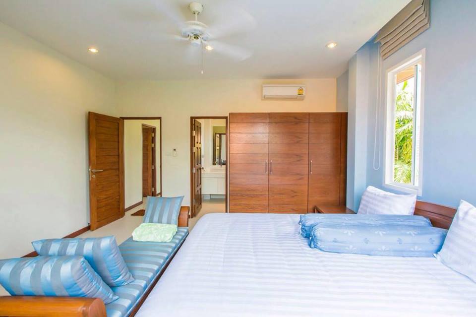 For Rent : Rawai, Luxury Private Pool villa 4 bedrooms.