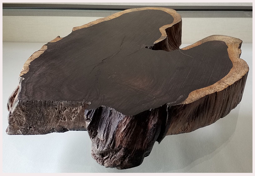 ฐานไม้มะเกลือ(African Ebony) หนา 3cm แบบที่1ตัดเว้า (ตัวอย่าง)