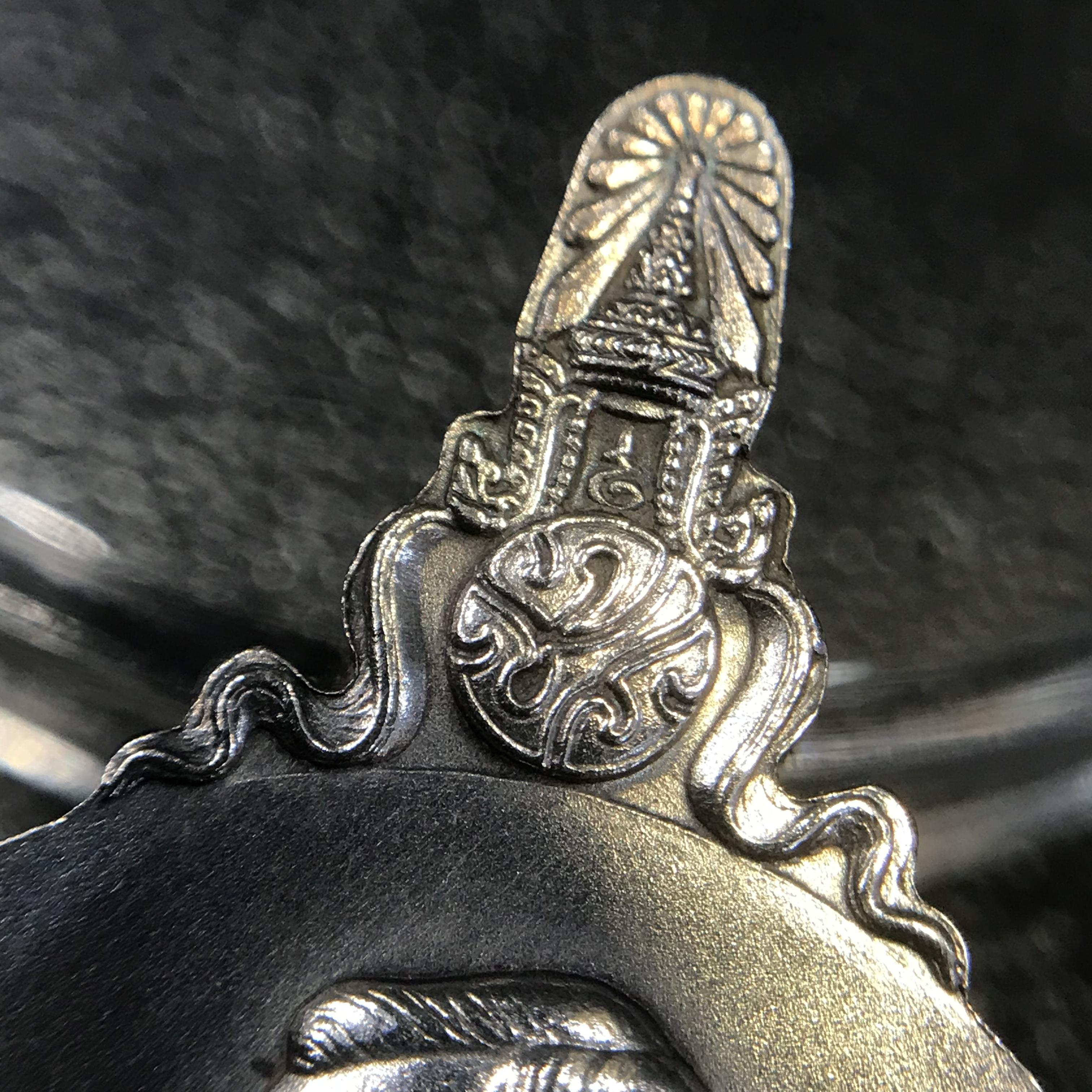 เหรียญพระมหาชนก พิมพ์เล็ก เนื้อเงิน ปี2542 พร้อมหนังสือครบชุด