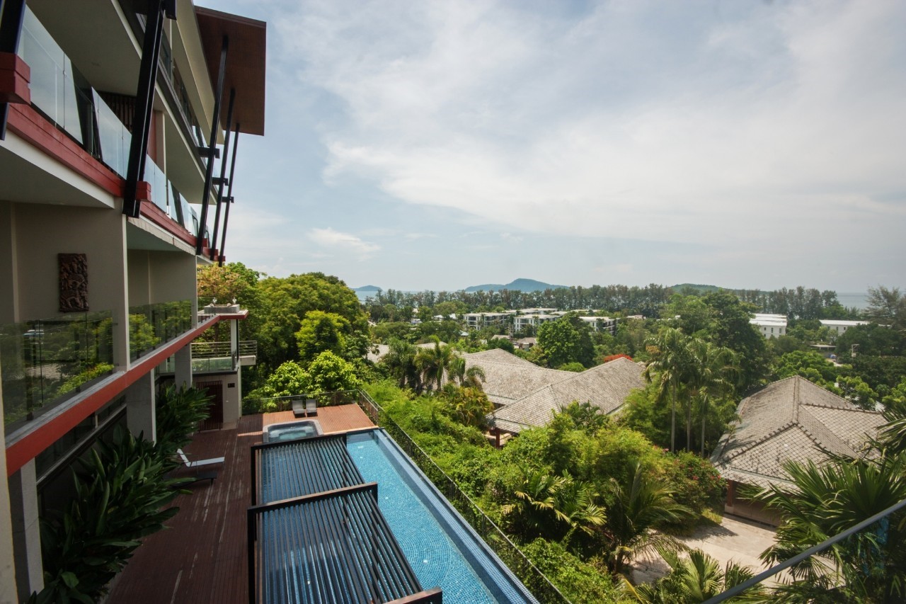 For Rent : Rawai At The Tree condominium 1 bed room at 3rd Floor Moutain View.