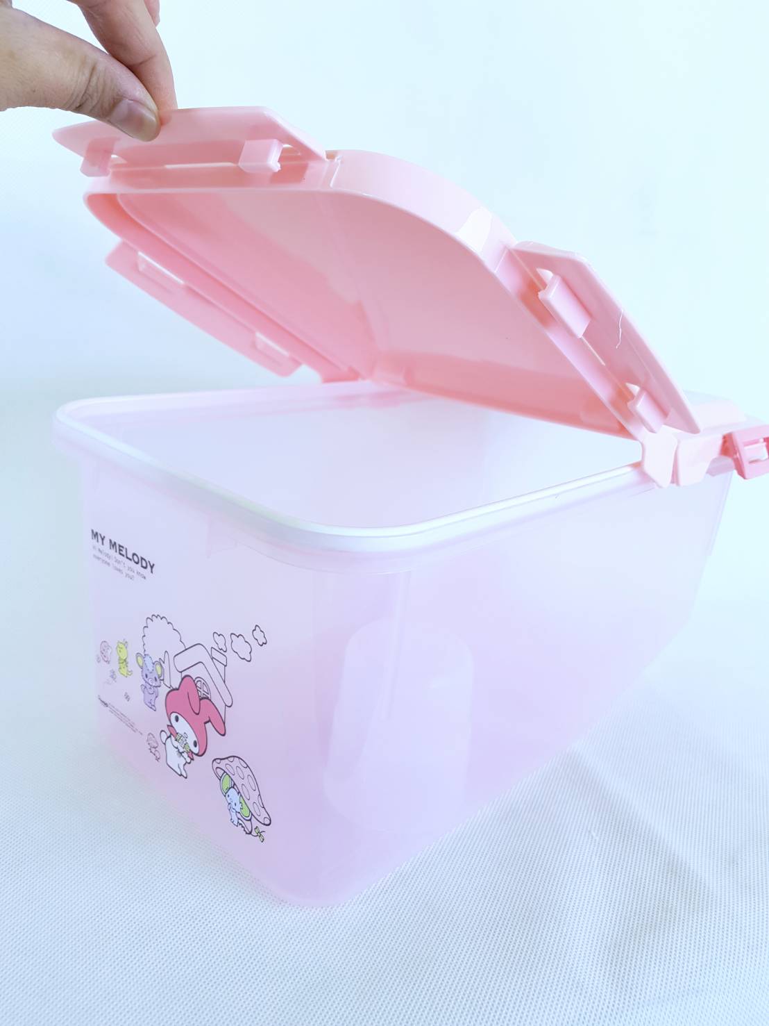 Small Evting กล่องข้าวสาร 6กิโลกรัม ลายเมโลดี้ ลิขสิทธิ์แท้! พร้อมล้อเข็น2ล้อ! กล่องใส่ข้าวสาร Super Lock No.6044 กล่องเอนกประสงค์