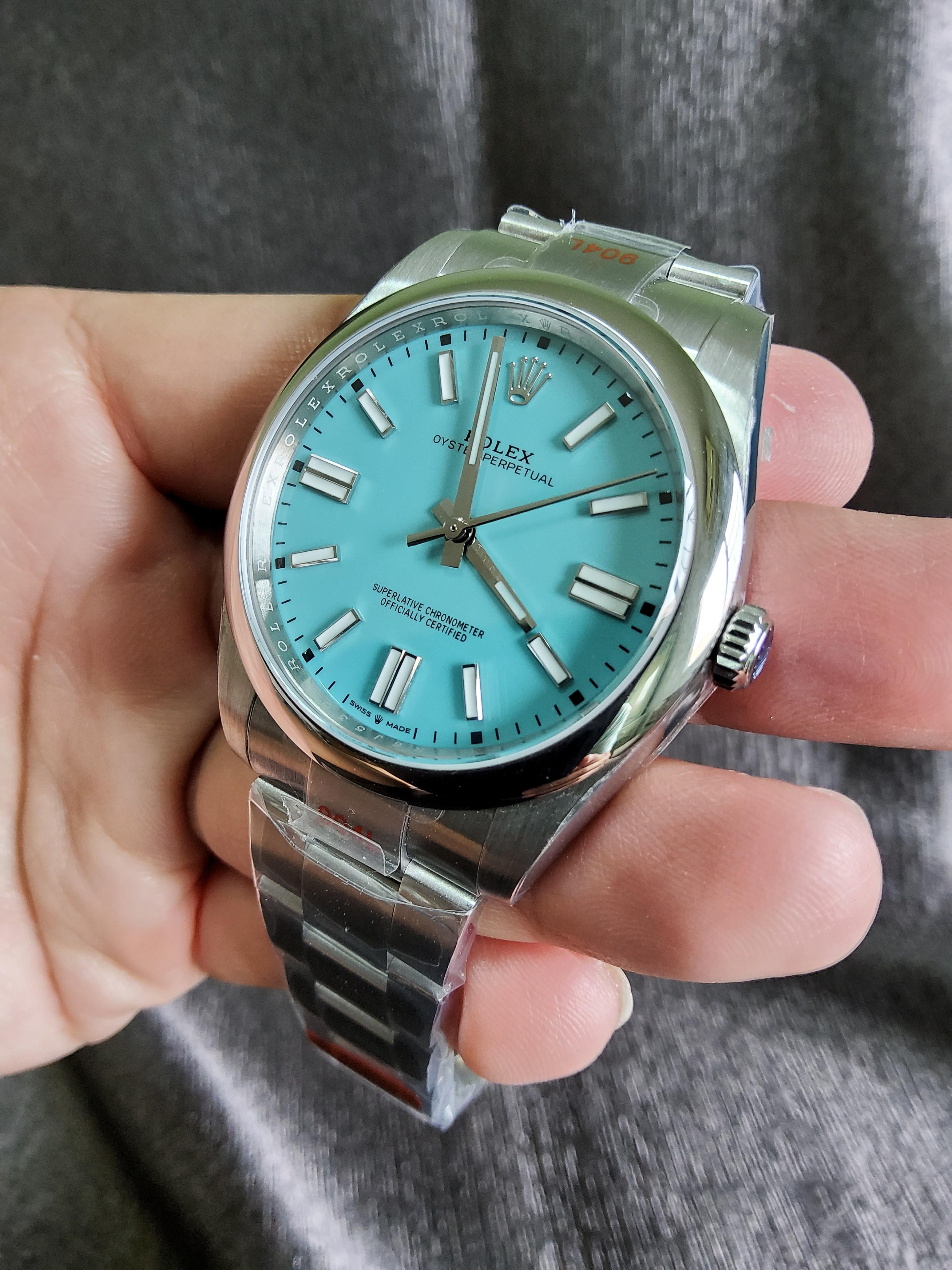 PRE-ORDER ROLEX OYSTER TURQUOISE "TIFFANY" BLUE (31,36MM.)