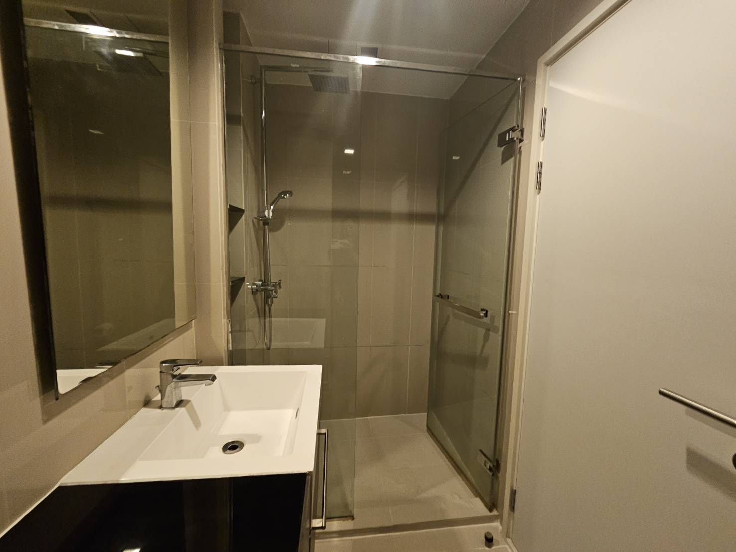 For Rent : Patong, The Deck Condominium, 1 Bedroom 1 Bathroom, 6th flr.