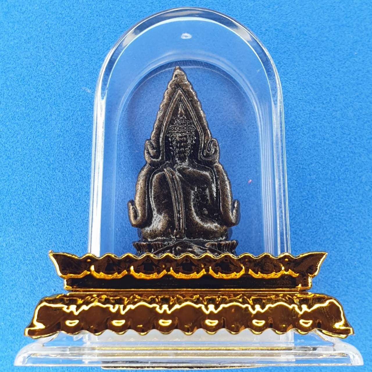 พระเครื่อง พระพุทธชินราช เนื้อหล่อแร่น้ำพี้มวลสารศักดิ์สิทธิ์ใส่กรอบ พระตั้งหน้ารถ พระพุทธชินราชตั้งหน้ารถ หน้าตั้งโต๊ะทำงาน พระแขวนหน้ารถ