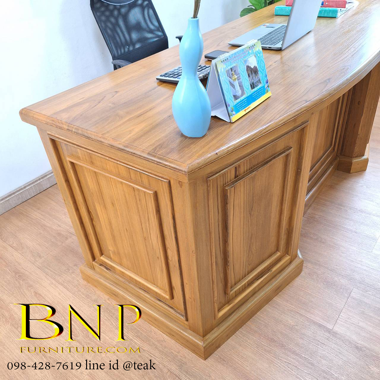 โต๊ะทำงานผู้บริหาร รุ่น มาเวอริค