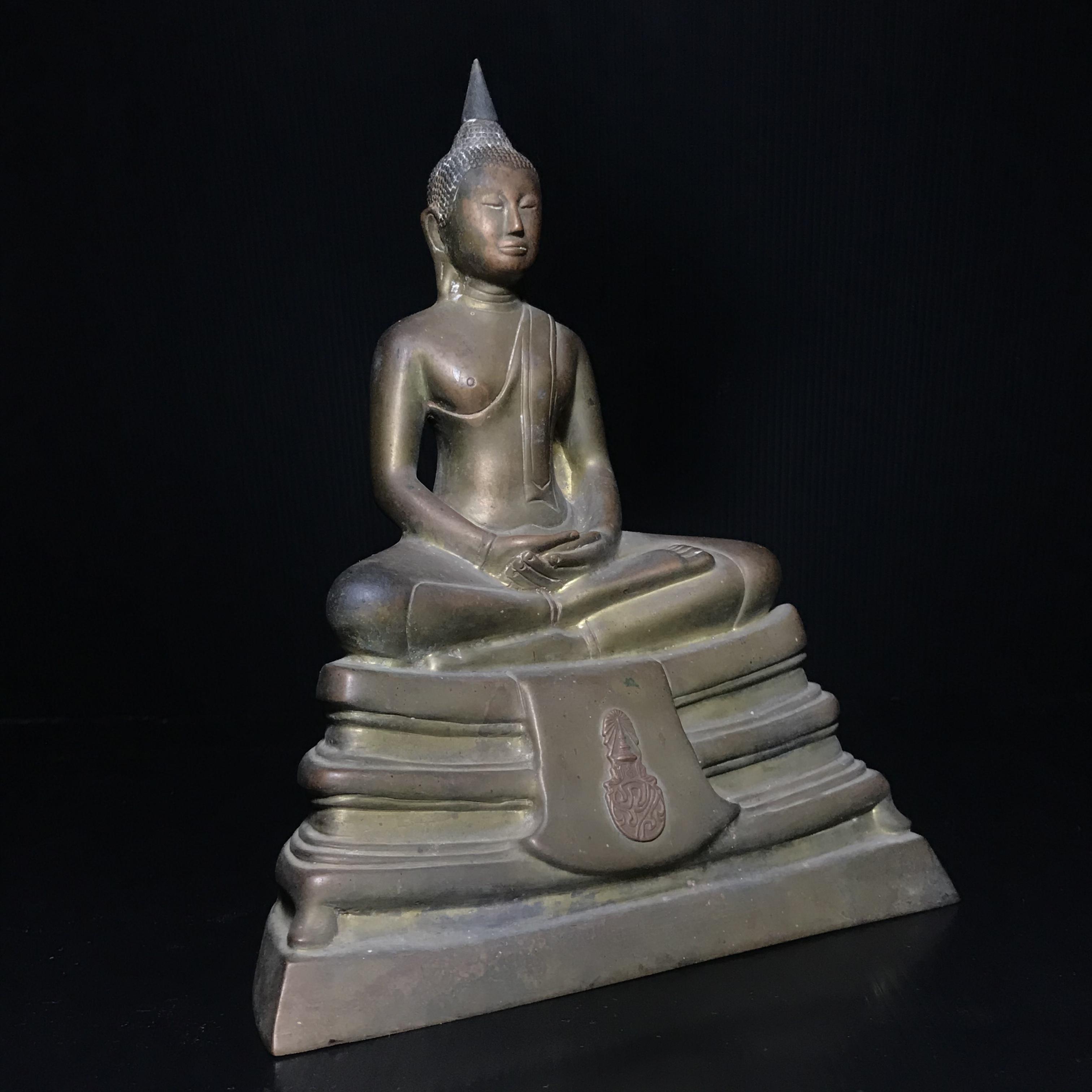 พระบูชาพระพุทธโสธร ภปร. รุ่นย้อนยุค ปี2539 กาญจนาภิเษกครองราชสมบัติครบ 50ปี หน้าตัก 5นิ้ว หมายเลข01093