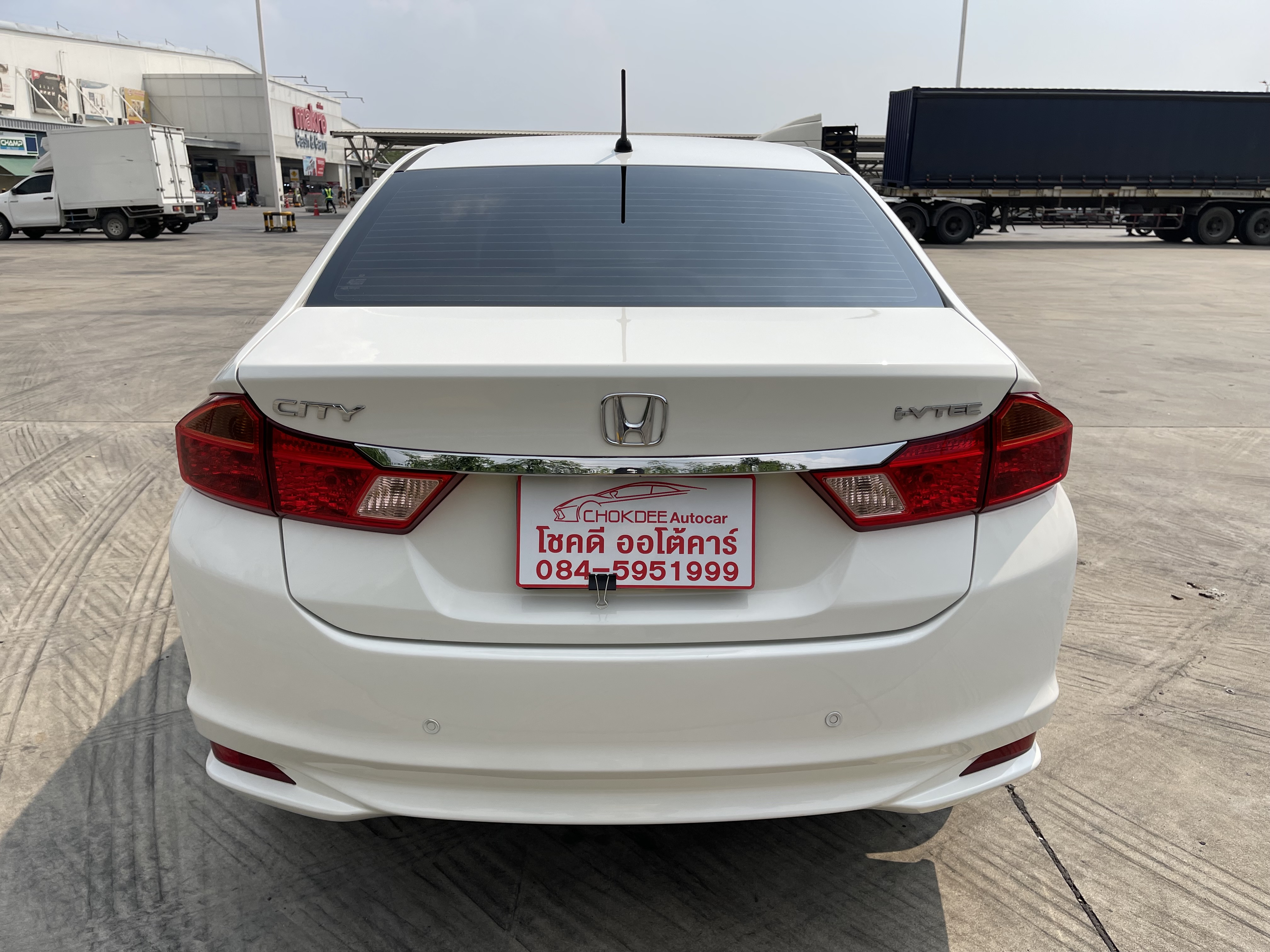 Honda City 1.5 V At 2014 ขาว