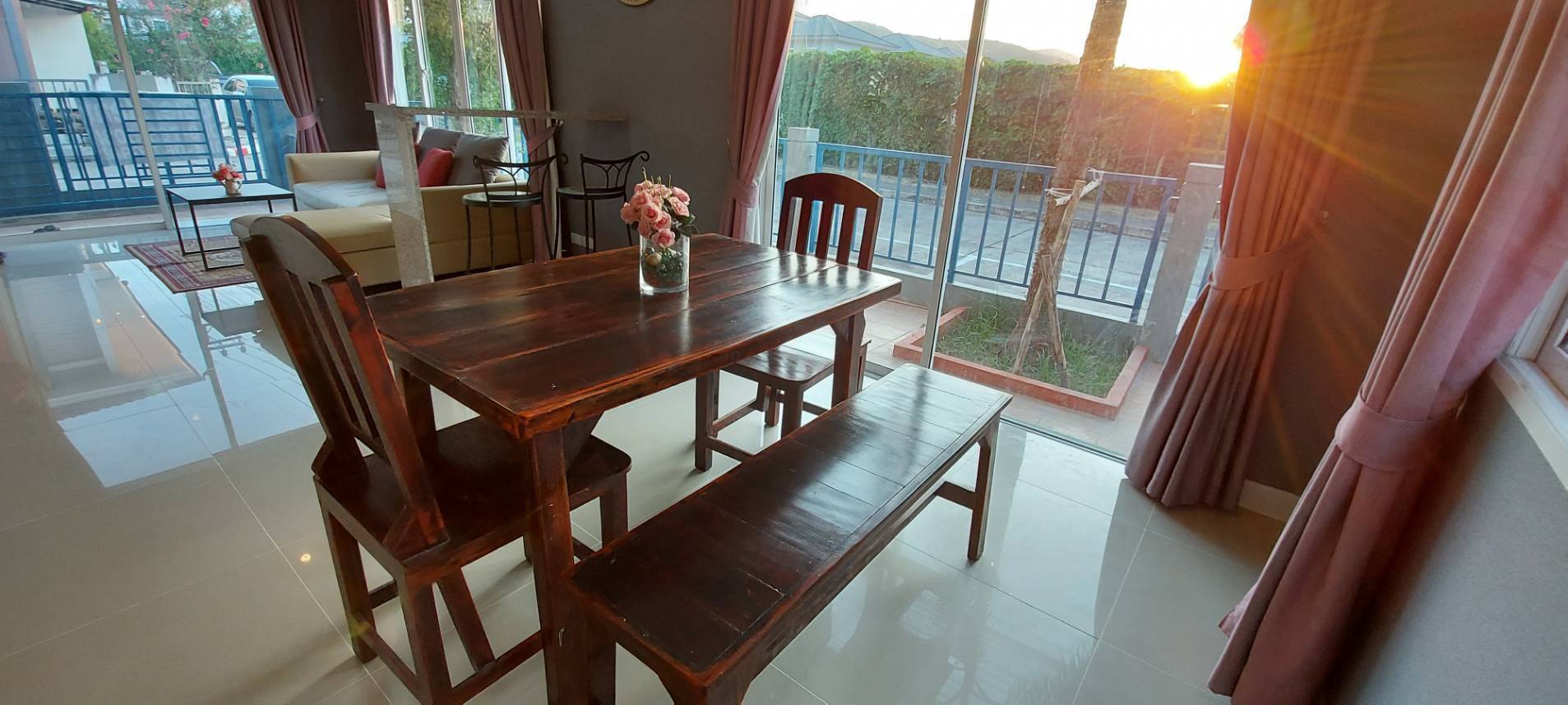 For Rent : Kohkaew, 2-Storey Private Home, 3 Bedrooms 2 Bathrooms