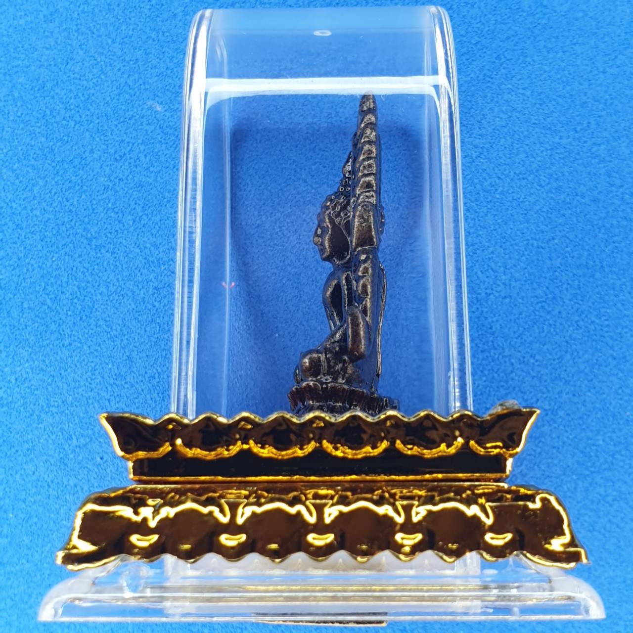 พระเครื่อง พระพุทธชินราช เนื้อหล่อแร่น้ำพี้มวลสารศักดิ์สิทธิ์ใส่กรอบ พระตั้งหน้ารถ พระพุทธชินราชตั้งหน้ารถ หน้าตั้งโต๊ะทำงาน พระแขวนหน้ารถ