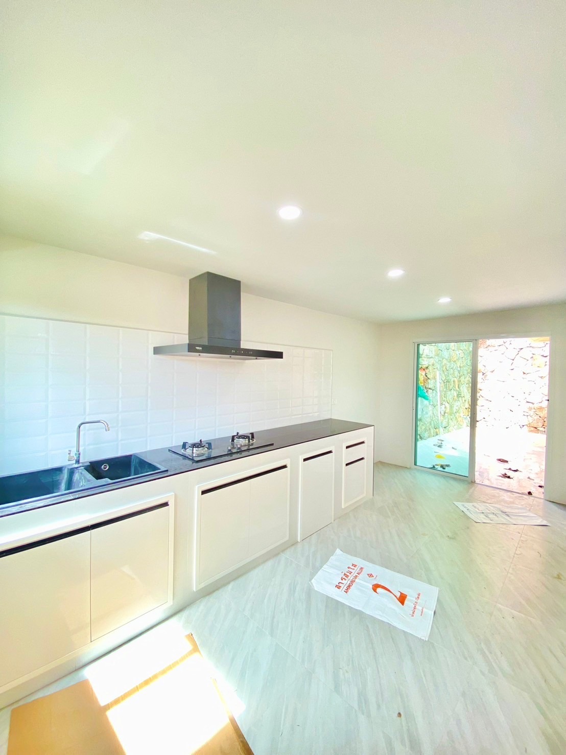 For Sale : Baan Nern Khao Kathu, 3 Bedrooms 2 Bathrooms