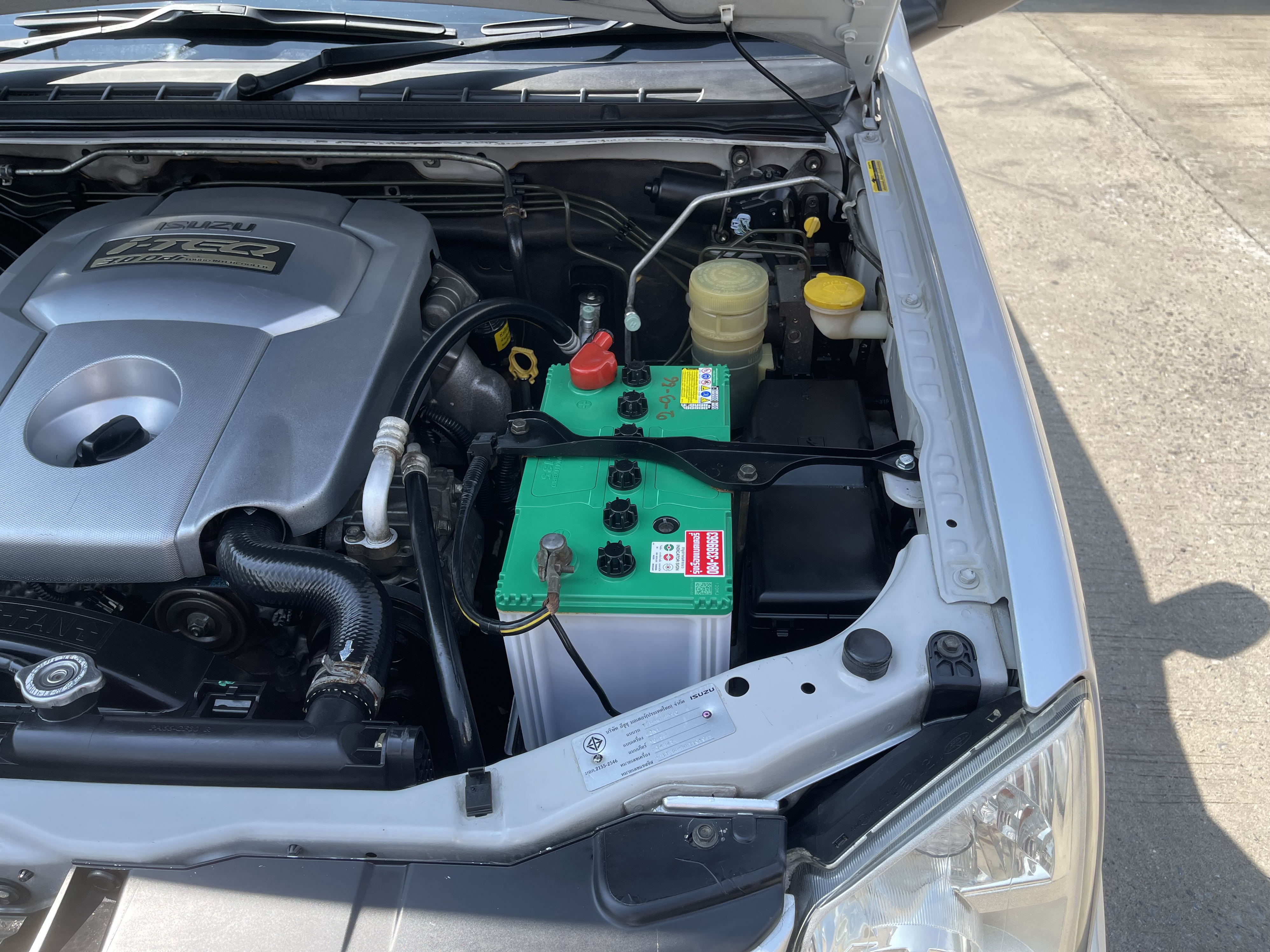 Isuzu Dmax Cab SLX 2.5 Abs Airbag Navi 2010 เงิน