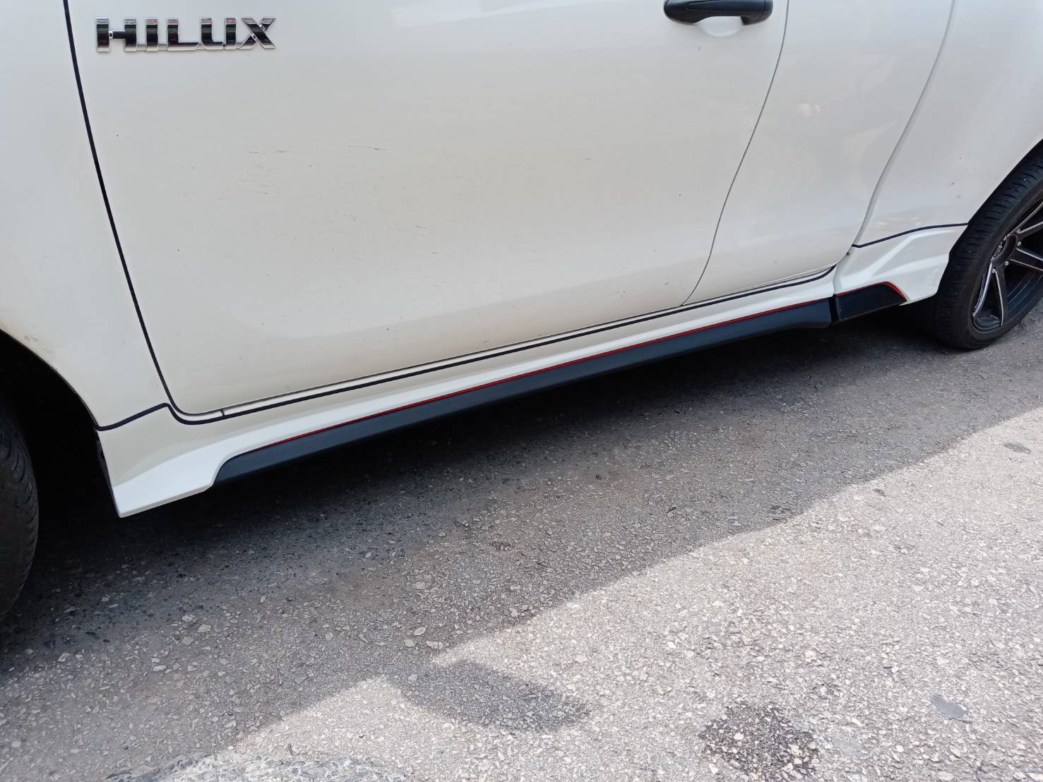 Toyota Revo Rocco body kits by Amotriz