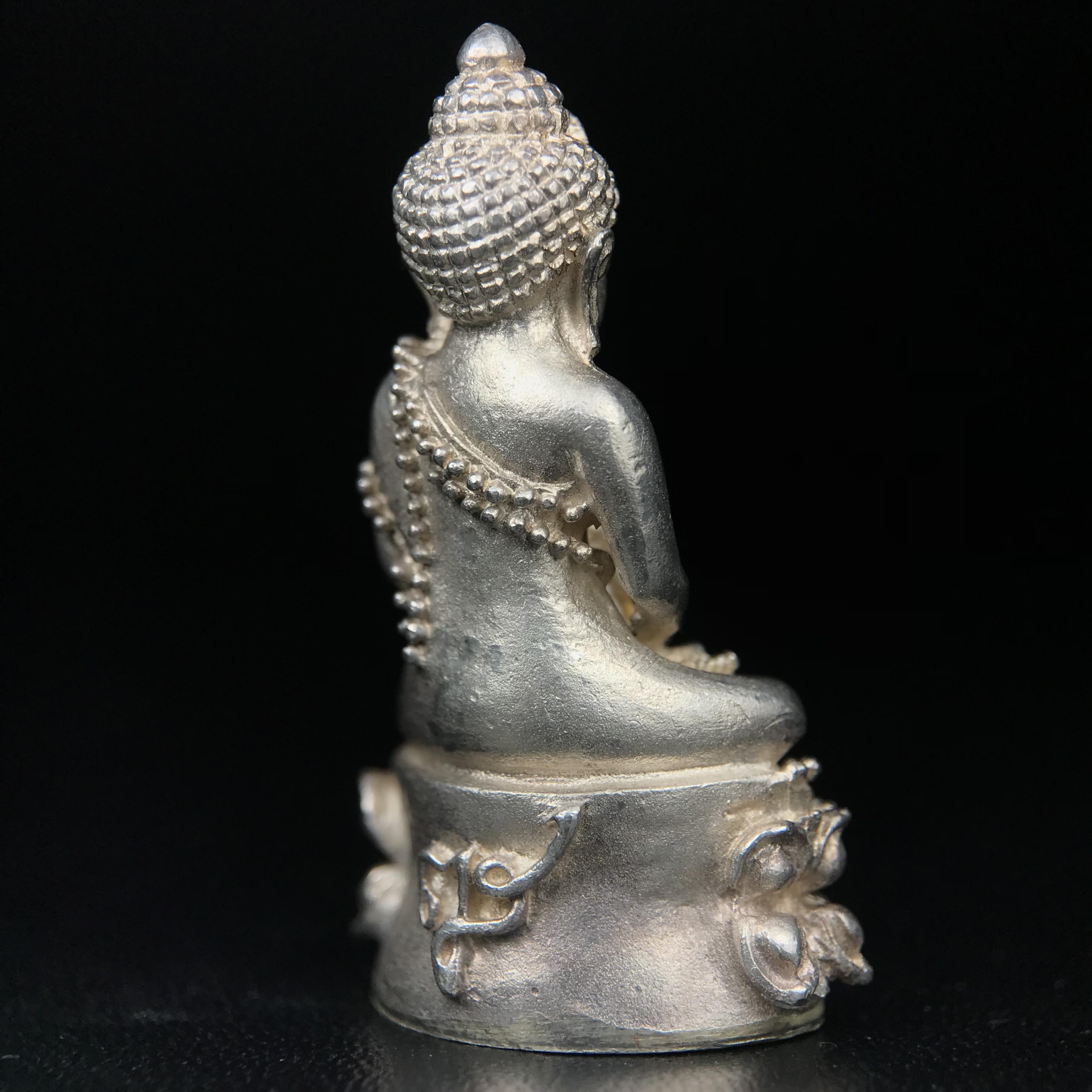 พระกริ่งญาณสังวร(พระกริ่ง ญส.)ปี 2519 เนื้อเงิน(สภาพสวยผิวเดิมขึ้นน้ำทองสวยมาก) สมเด็จพระญาณสังวรและหลวงพ่อคูณ ปริสุทโธ จับสายสูตรร่วมกันในพิธีเททอง ณ อุโบสถวัดบวรนิเวศวิหาร(พิธีใหญ่ เจตนาดี หลวงปู่โต๊ะร่วมปลุกเสก)(แบบนี้ไม่ควรพลาด)หายาก 1ใน 999 องค์