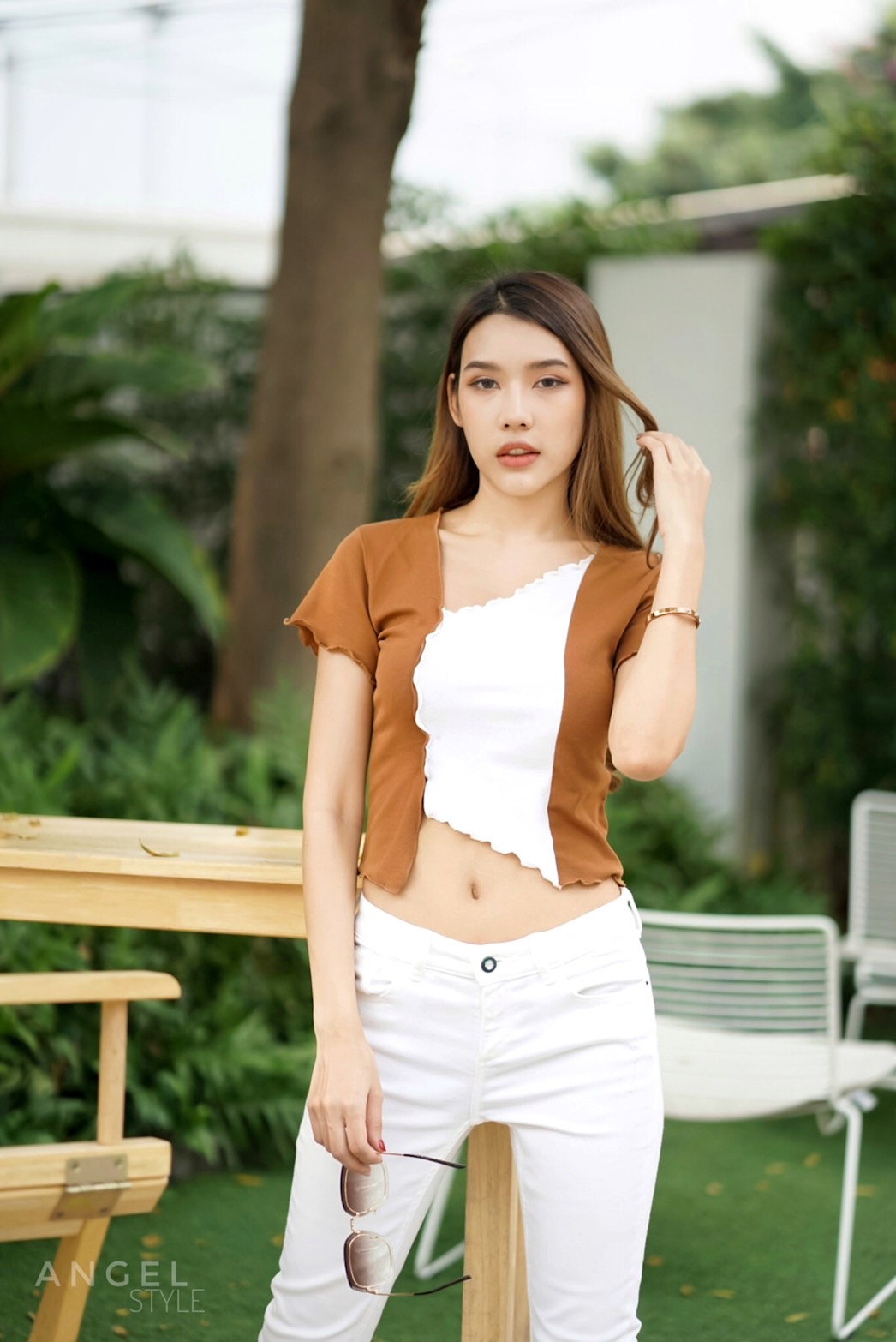 ครอปหยักทูโทน