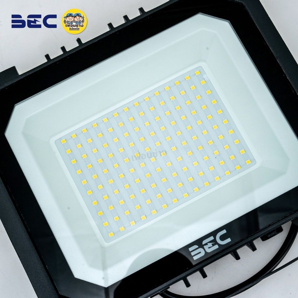 BEC ฟลัดไลท์ รุ่น VECTOR สปอร์ตไลท์ LED Floodlight กันน้ำ กันฝุ่น IP65 50W 100W 200W โคมไฟ โคมไฟสปอร์ตไลท์ แสงขาว DAYLIGHT