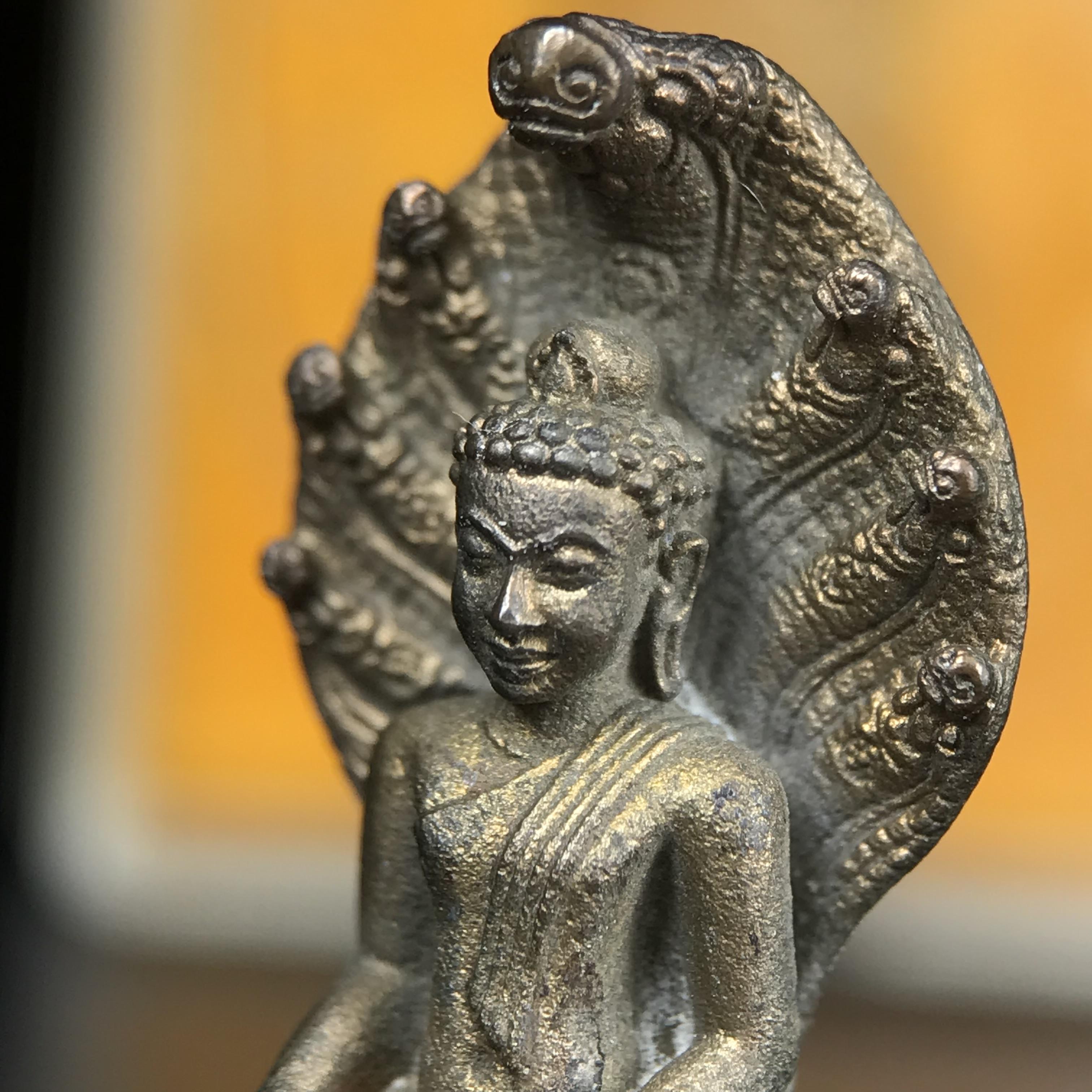 พระพุทธรูปนาคปรกปางมารวิชัย สธ. เนื่องวโรกาสสมเด็จพระเทพรัตนราชสุดาฯทรงเจริญพระชนมายุครบ 3รอบ ปี2534 พระกริ่งนวโลหะ พิธีพุทธาภิเษก ณ วัดบวรนิเวศวิหาร โดยมีสมเด็จพระญาณสังวรสมเด็จพระสังฆราชเป็นองค์ประธาน(พิธีใหญ่ มวลสารดี พุทธศิลป์งดงาม)อุดมวลสารผงจิตรลดา