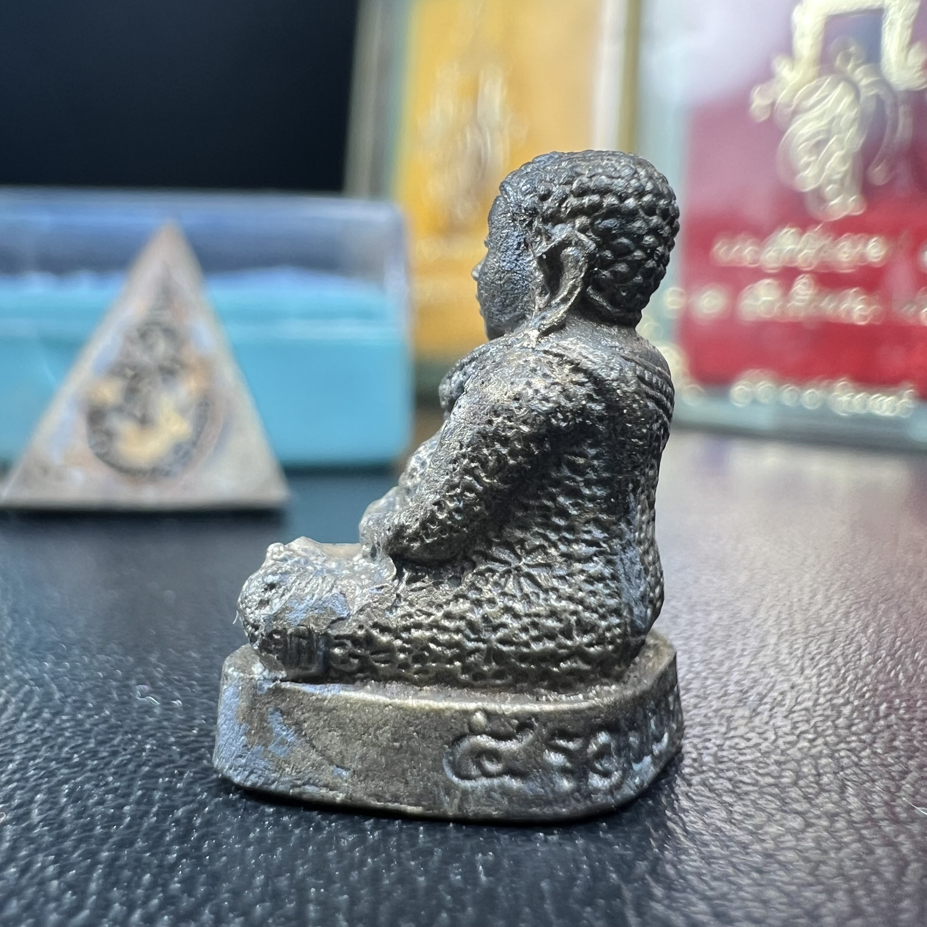 สมเด็จนางพญาจิตรลดา สก. พิมพ์ใหญ่และพิมพ์เล็ก + สมเด็จพระสังกัจจายน์ สก. ครบชุดเนื้อนวโลหะ(รวม 3 องค์) เฉลิมพระชนมพรรษา 5 รอบ สมเด็จพระบรมราชินีนาถ ปี 2535 จัดสร้างโดย สำนักนายกรัฐมนตรี (พิธีปลุกเสกใหญ่ 3 วาระ)(ในหลวง ร.๙ และพระราชินี เสด็จในพิธี)