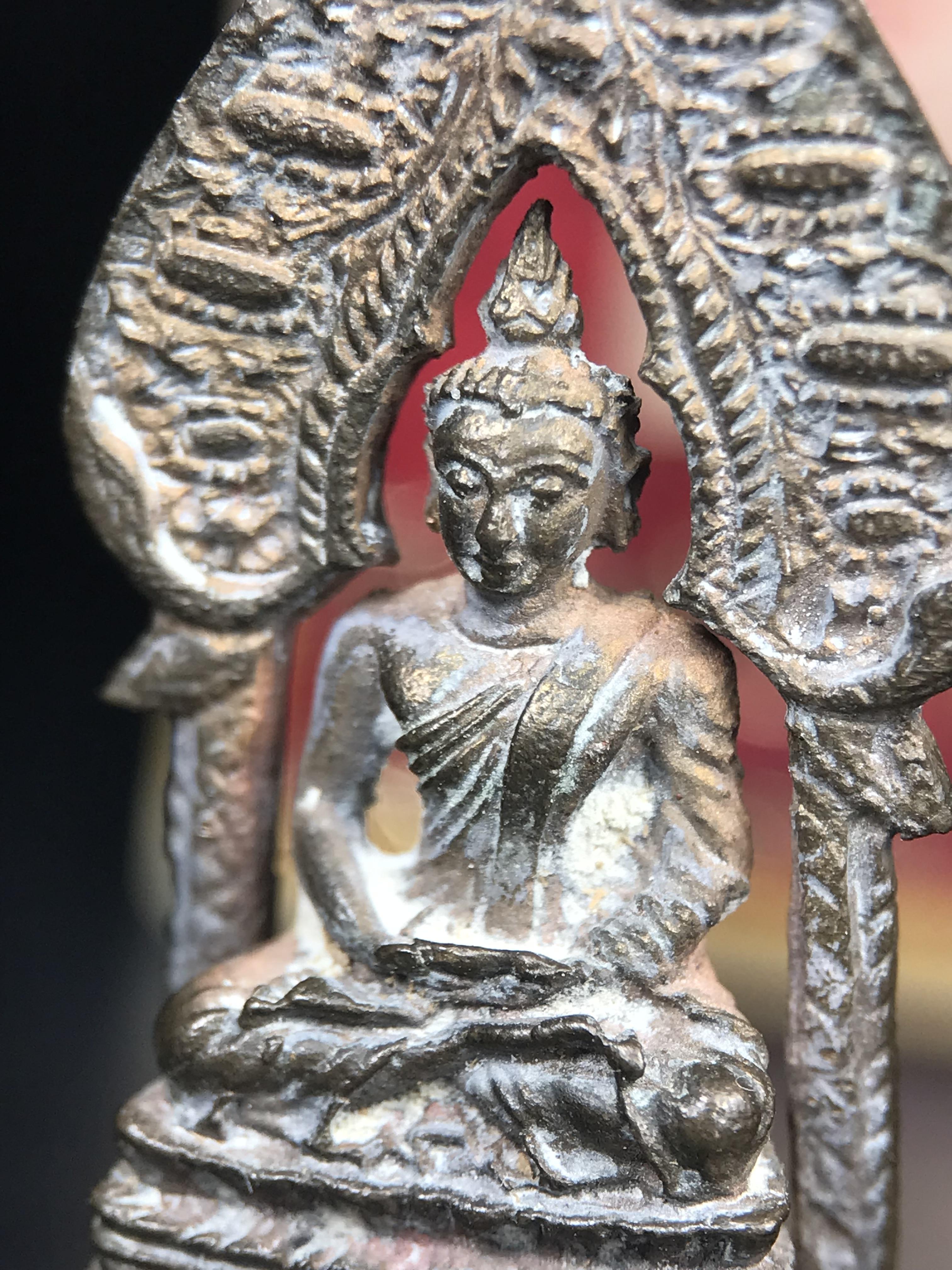 พระกริ่งนิรันตราย สมโภชครบ 108 ปี วัดราชประดิษฐ์ ปี 2515 เนื้อนวโลหะ(องค์หมายเลข ๒๒๒)( ในหลวง ร.9 เสด็จเททอง) ) (พิธีใหญ่ เกจิคณาจารย์ในยุคล้นหลาม หลวงปู่โต๊ะ วัดประดู่ฉิมพลีร่วมปลุกเสก)(1 ใน 999 องค์)(เลขตอง เลขสวย)สภาพผิวเดิมสวยสุดๆกล่องครบสมบูรณ์ หายาก