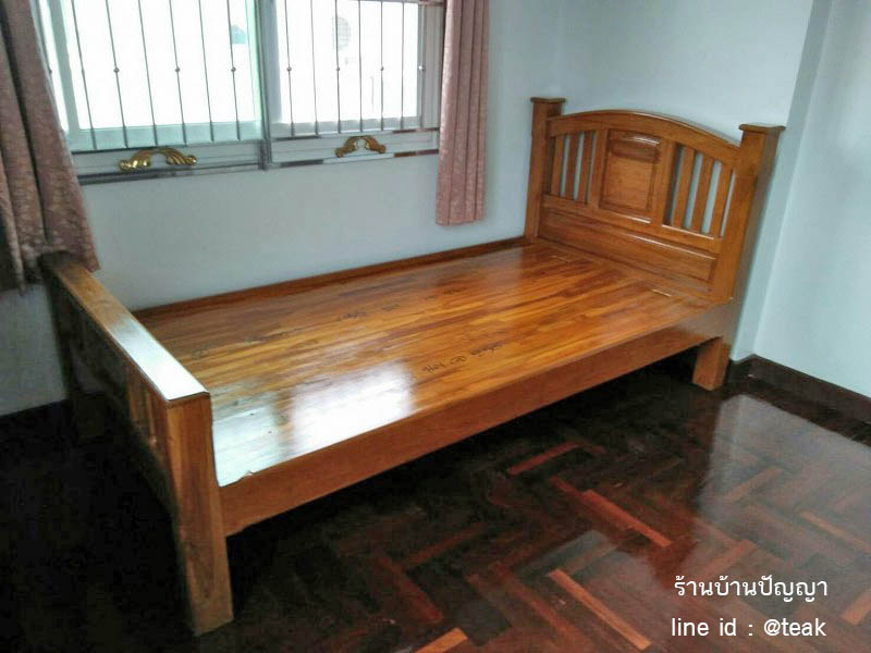 เตียง 3.5 ฟุต รุ่น เจมิลี่ ( เต้ากลางซี่ตั้ง )