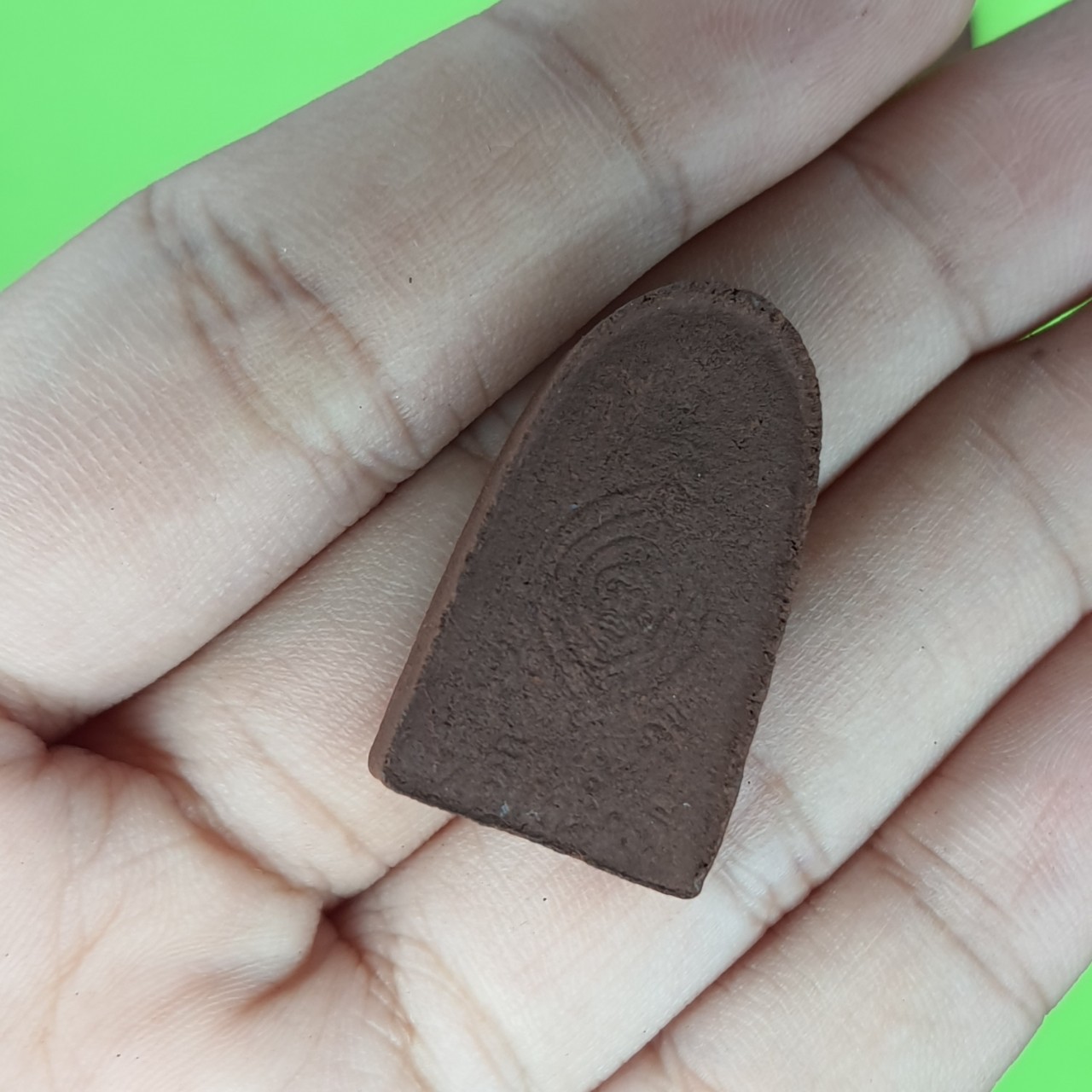 พระเครื่อง พระรอด ฝังตะกรุด เนื้อแร่เหล็กน้ำพี้ พระรอดแท้ พระเครื่องพระรอด พระรอดพิมพ์เล็ก พระรอดเนื้อผง พระรอดห้อยคอ พระรอดแขวนคอ พระรอดลำพูน จี้พระรอด