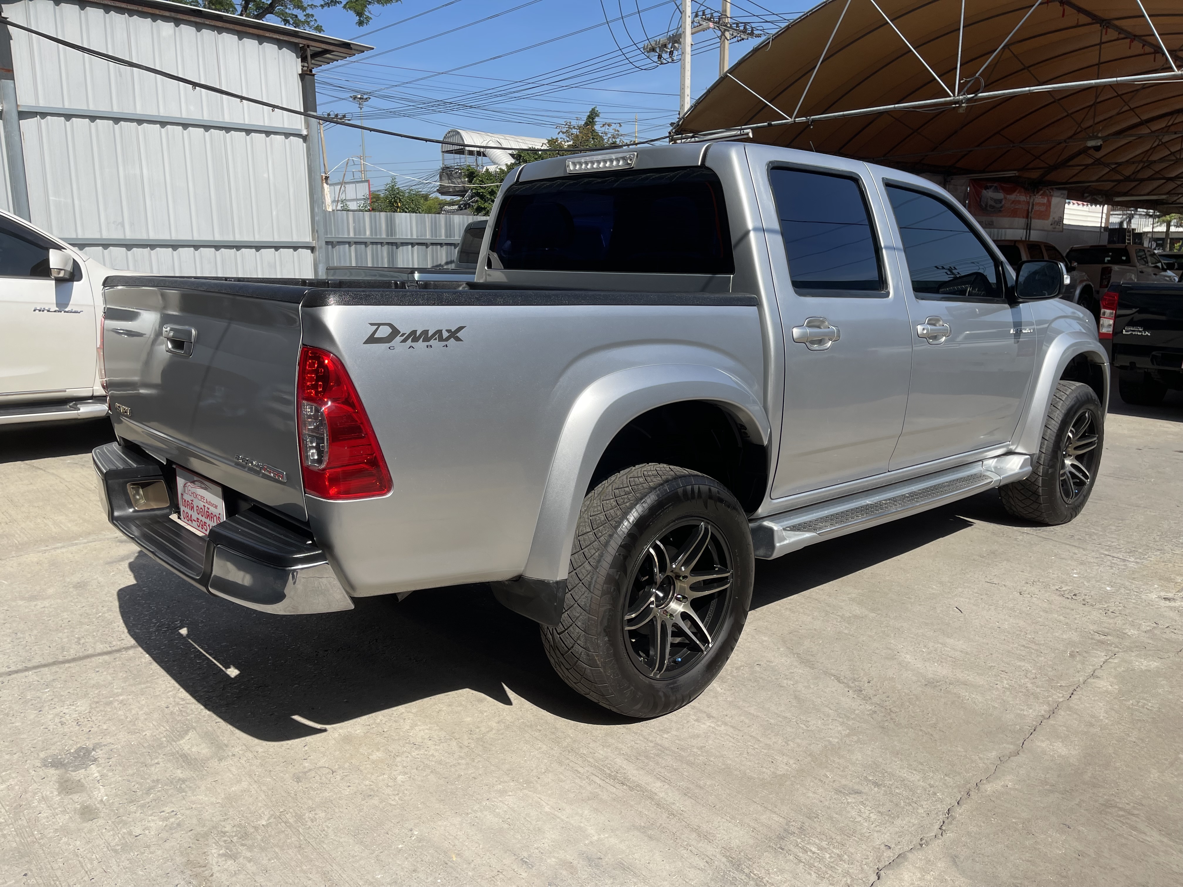 Isuzu Dmax 4ประตู Hilander 2.5 Abs 2008 เงิน