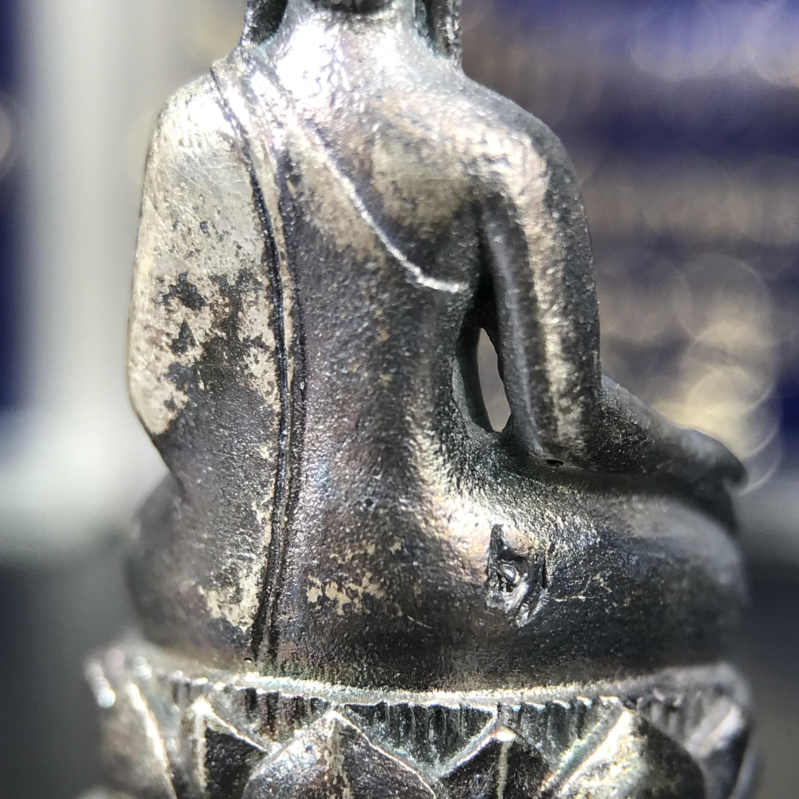 พระกริ่งนวปทุม ภปร.-พระชัยวัฒน์นวปทุม ภปร.-พระกริ่งไพรีพินาศ ภปร. รุ่นแรก วัดปทุมวนาราม ครบชุดเนื้อเงิน ปี2535(ในหลวงรัชกาลที่9เสด็จเททอง)(1ใน3000องค์)หายาก***เก็บทีเดียวครบชุดไปเลยรุ่นนี้ แนะนำ....ตอนนี้หายากแล้ว***