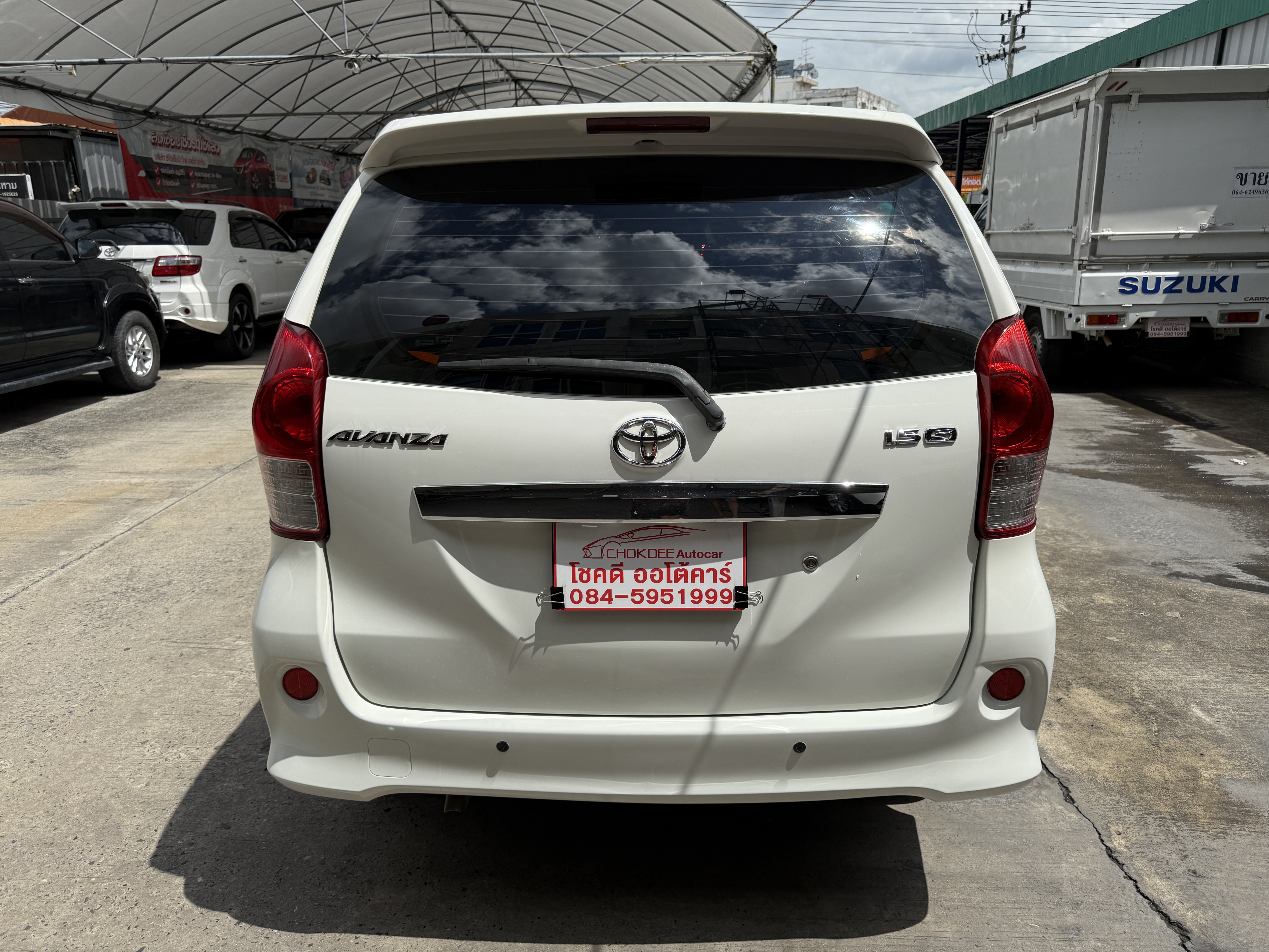 Toyota Avanza 1.5 S At 2013 ขาว